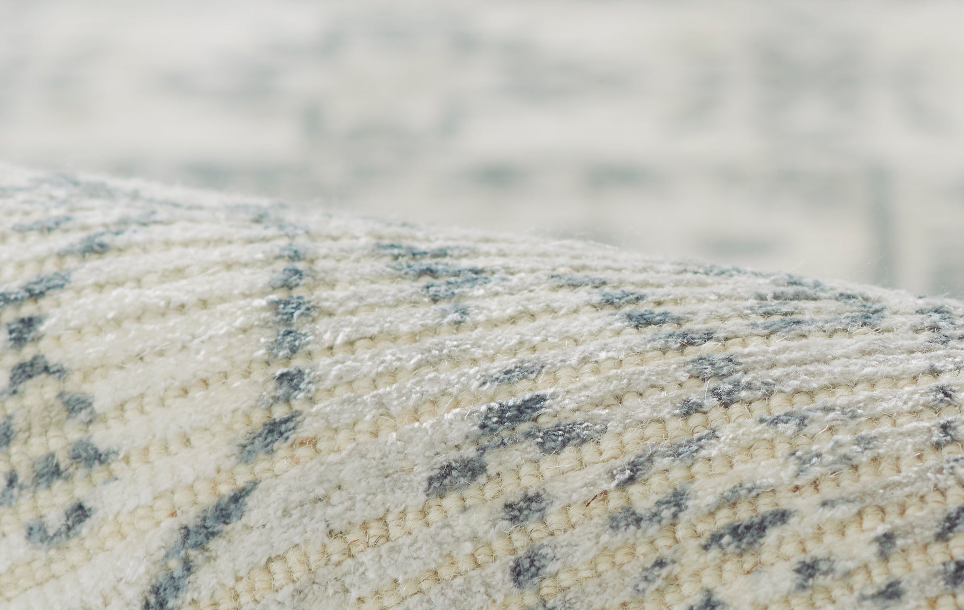 Momeni Estelle  Grey  Traditional