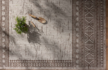 Loloi II Easton  Coffee Dove Indoor/Outdoor