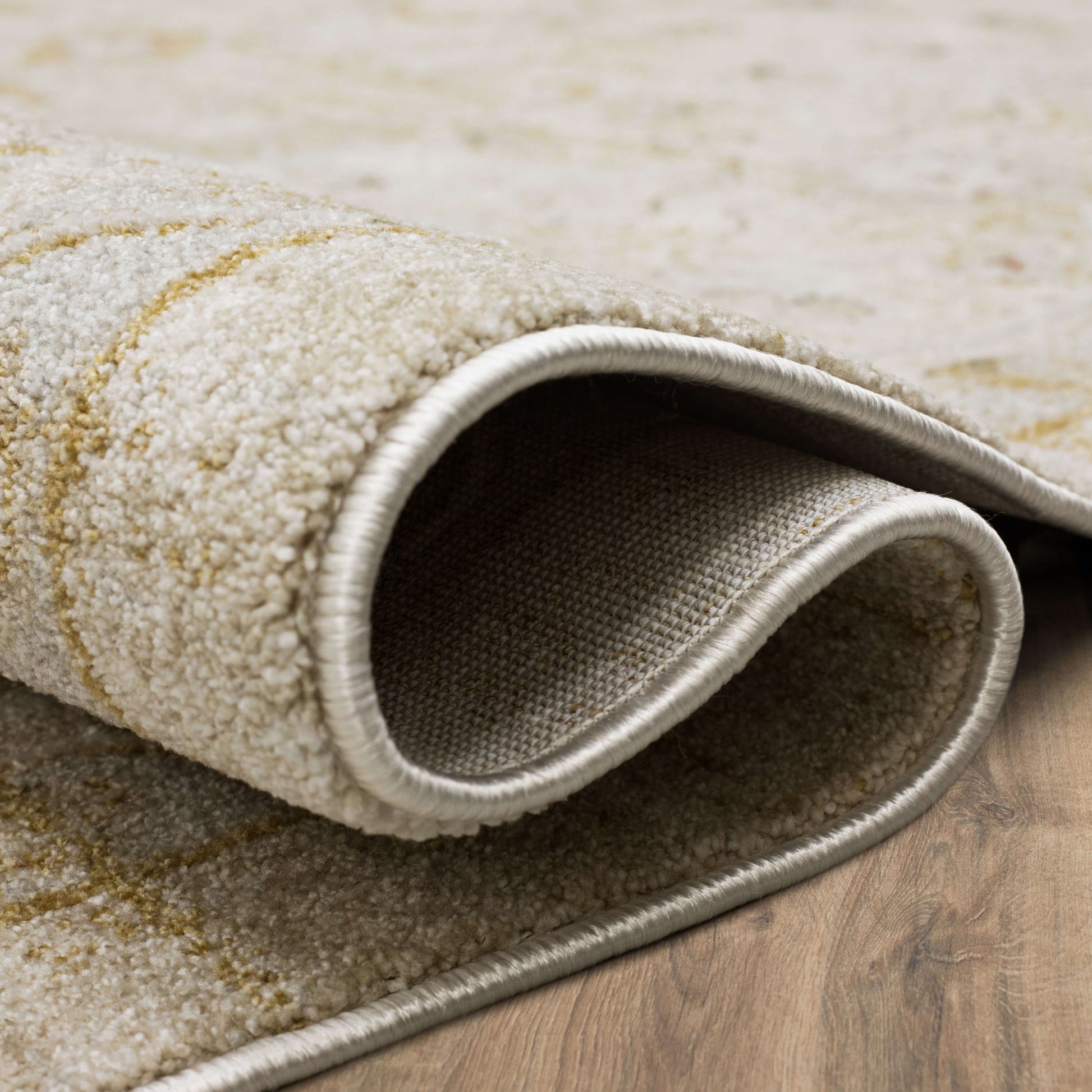 Karastan Windermere  Cream  Transitional