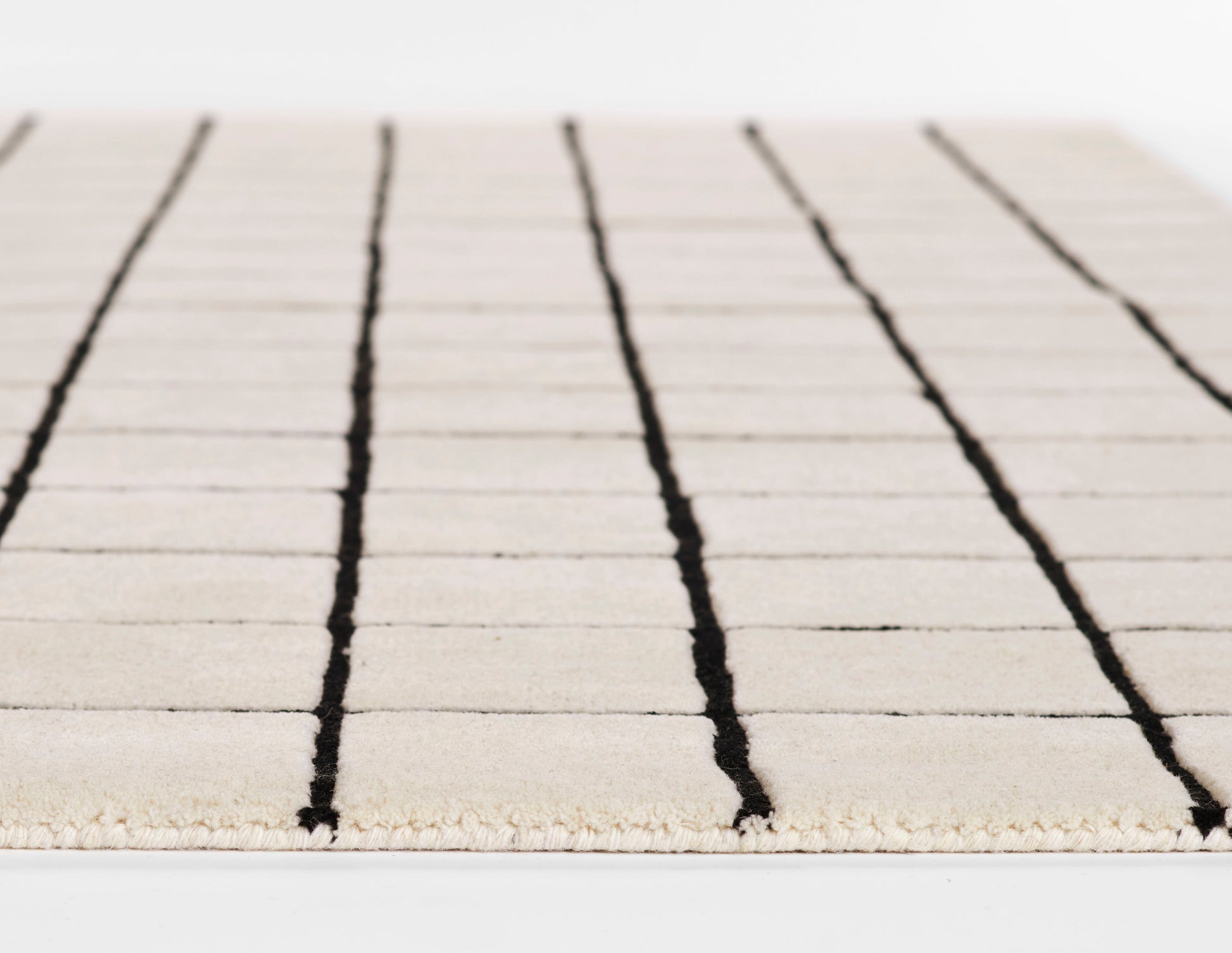 Momeni Form  Ivory  Contemporary