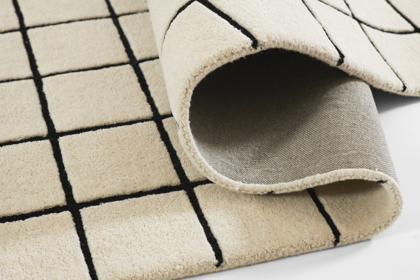Momeni Form  Ivory  Contemporary