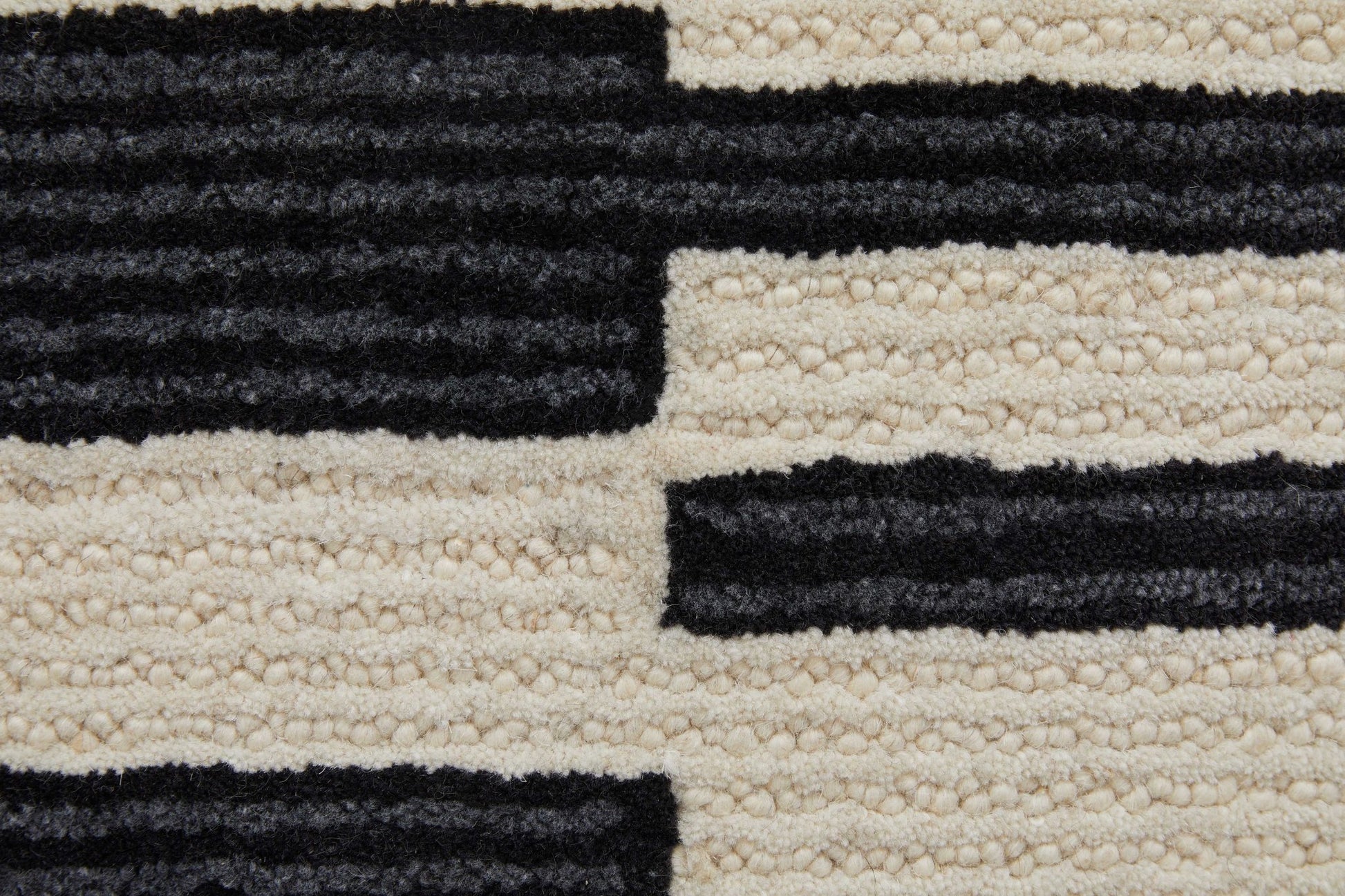 Feizy Maguire 8901F Ivory Black Transitional/Industrial/Mid - Ce Hand Tufted Rug - Rugs - Feizy - Atlanta Designer Rugs