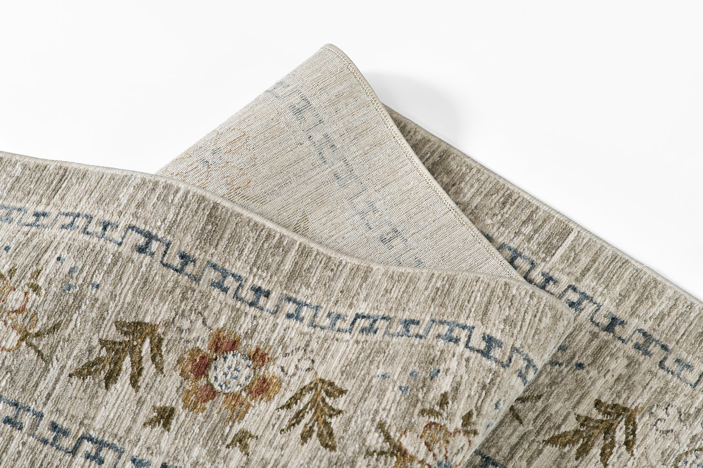 Momeni Georgina   Multi  Traditional