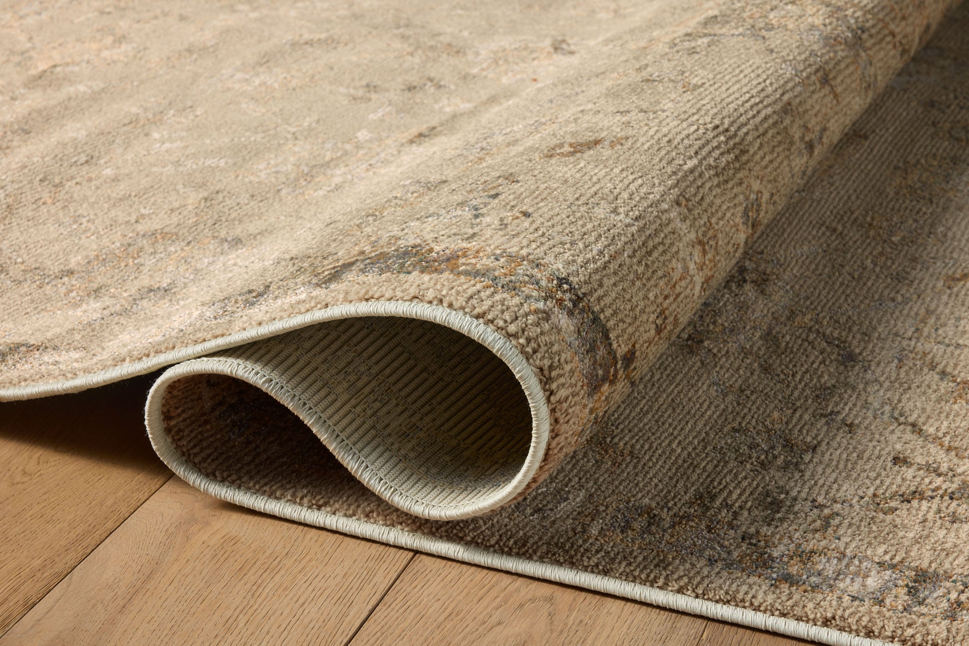 Loloi Giada  Silver Sage  Traditional