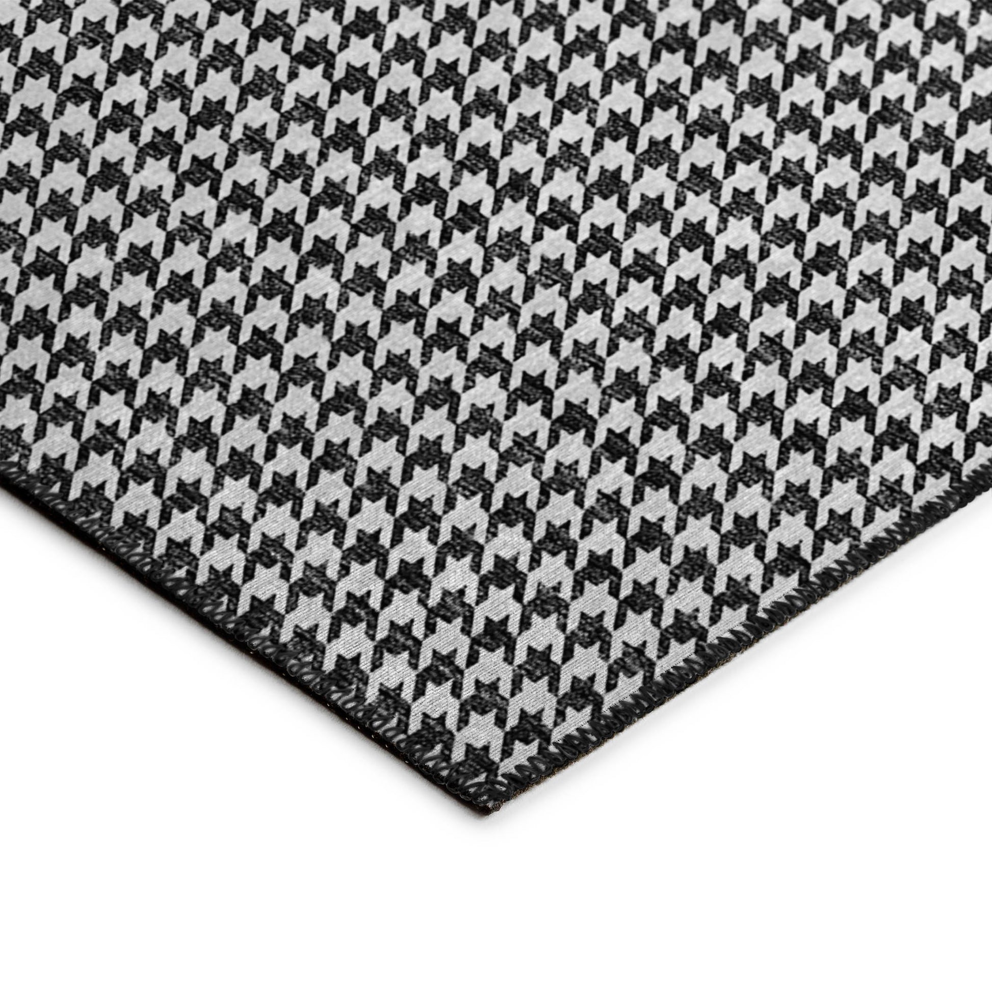 Dalyn Rugs Hinton  Black  Transitional