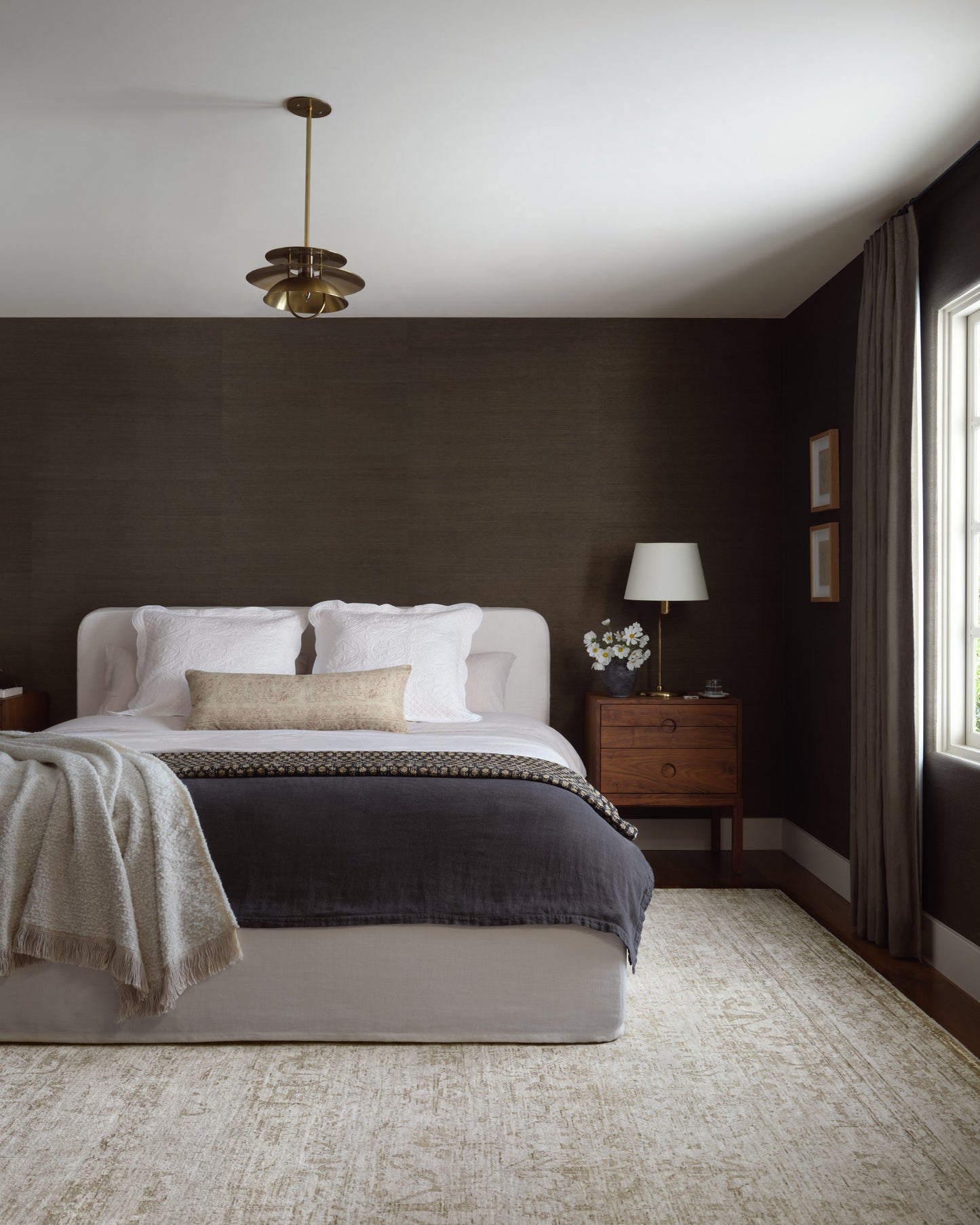 Amber Lewis x Loloi Honora  Ivory Natural Traditional 