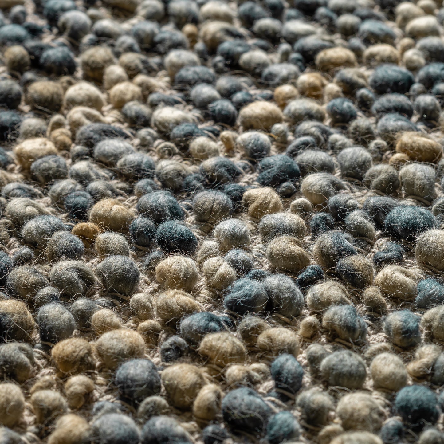 Dalyn Rugs Hanu  Navy  Transitional