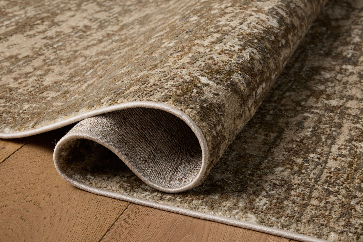 Loloi II Haywood  Sage Sand Traditional