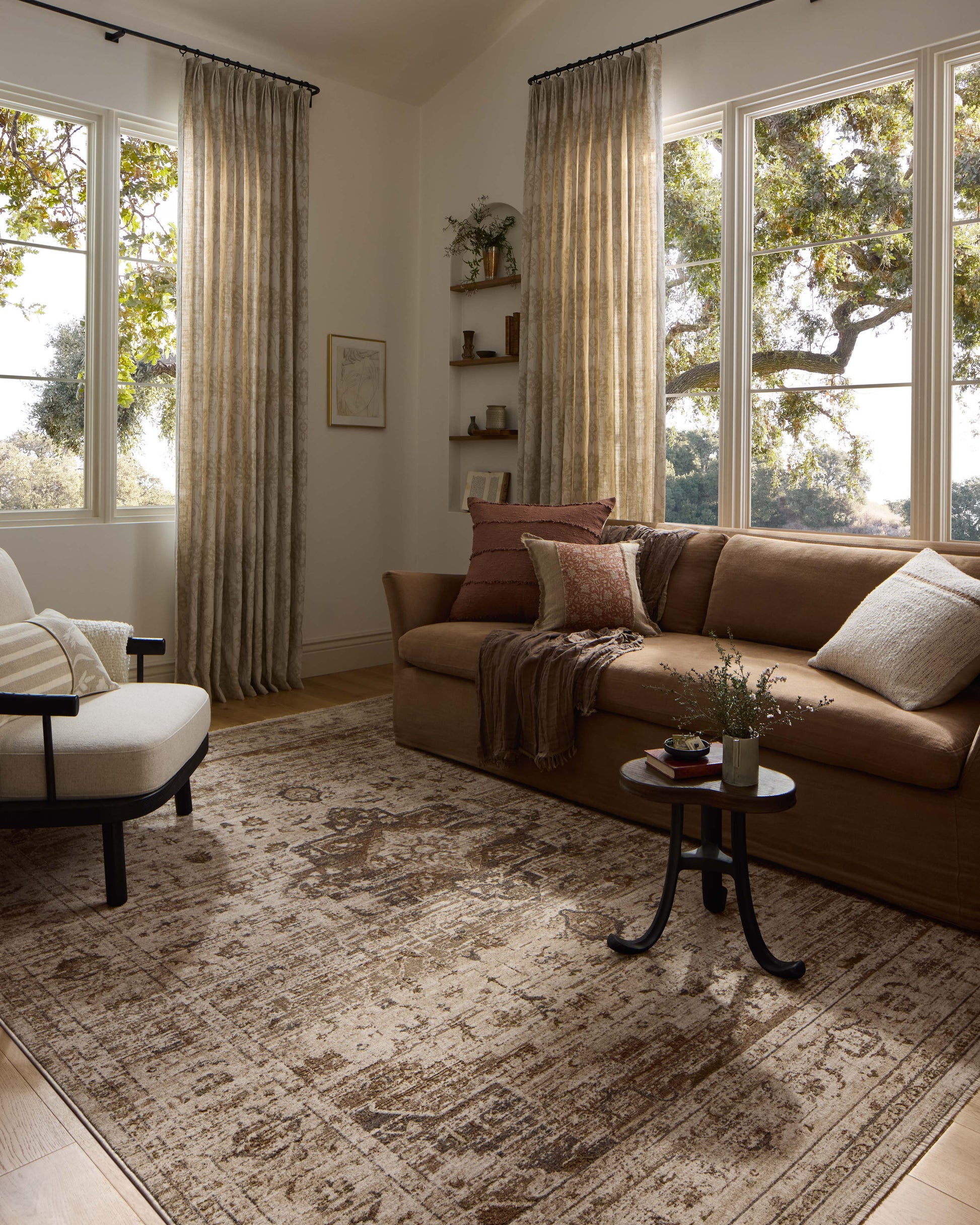 Loloi II Haywood  Natural Bark Traditional