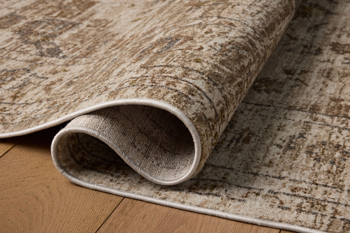 Loloi II Haywood  Natural Bark Traditional