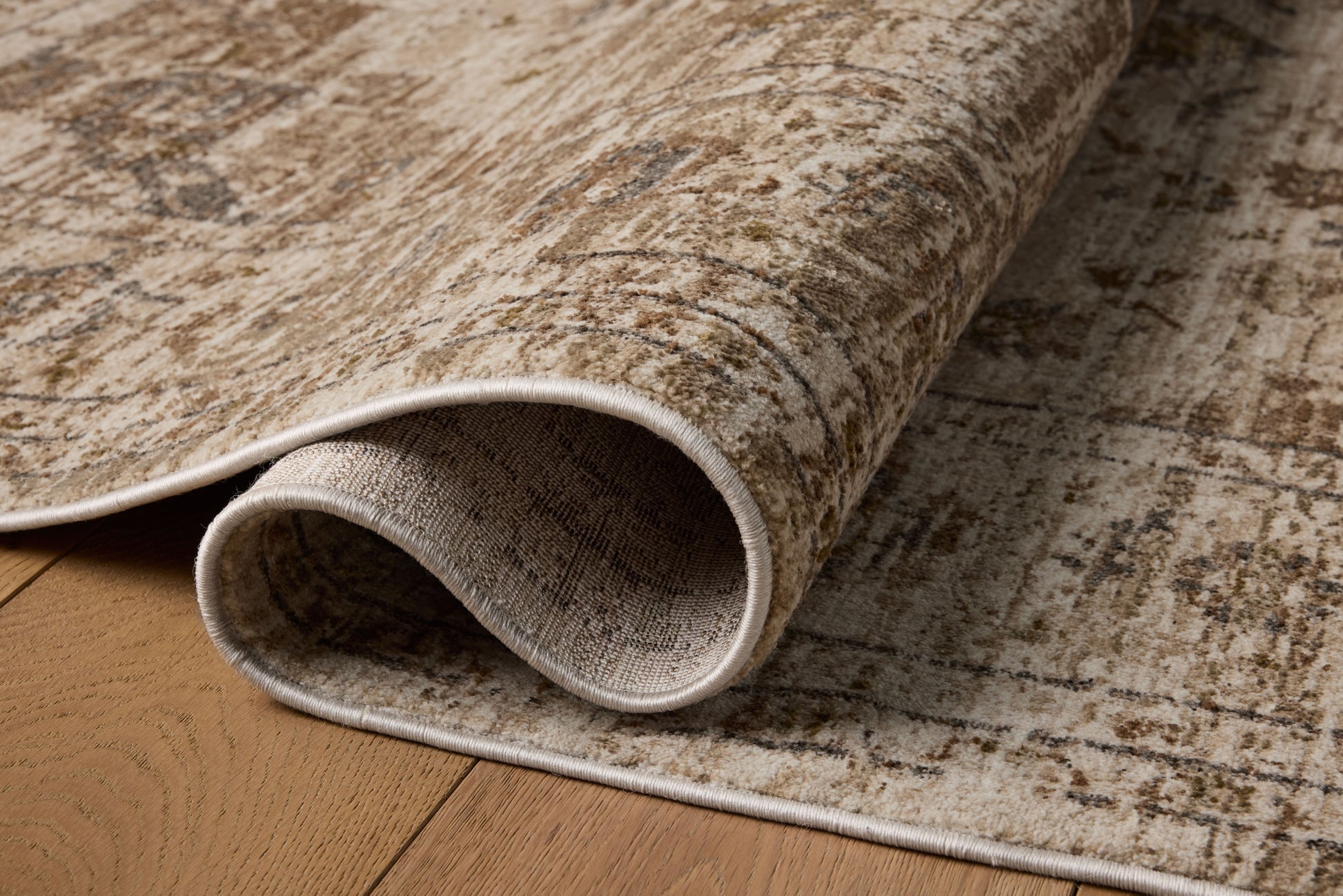 Loloi II Haywood  Natural Bark Traditional