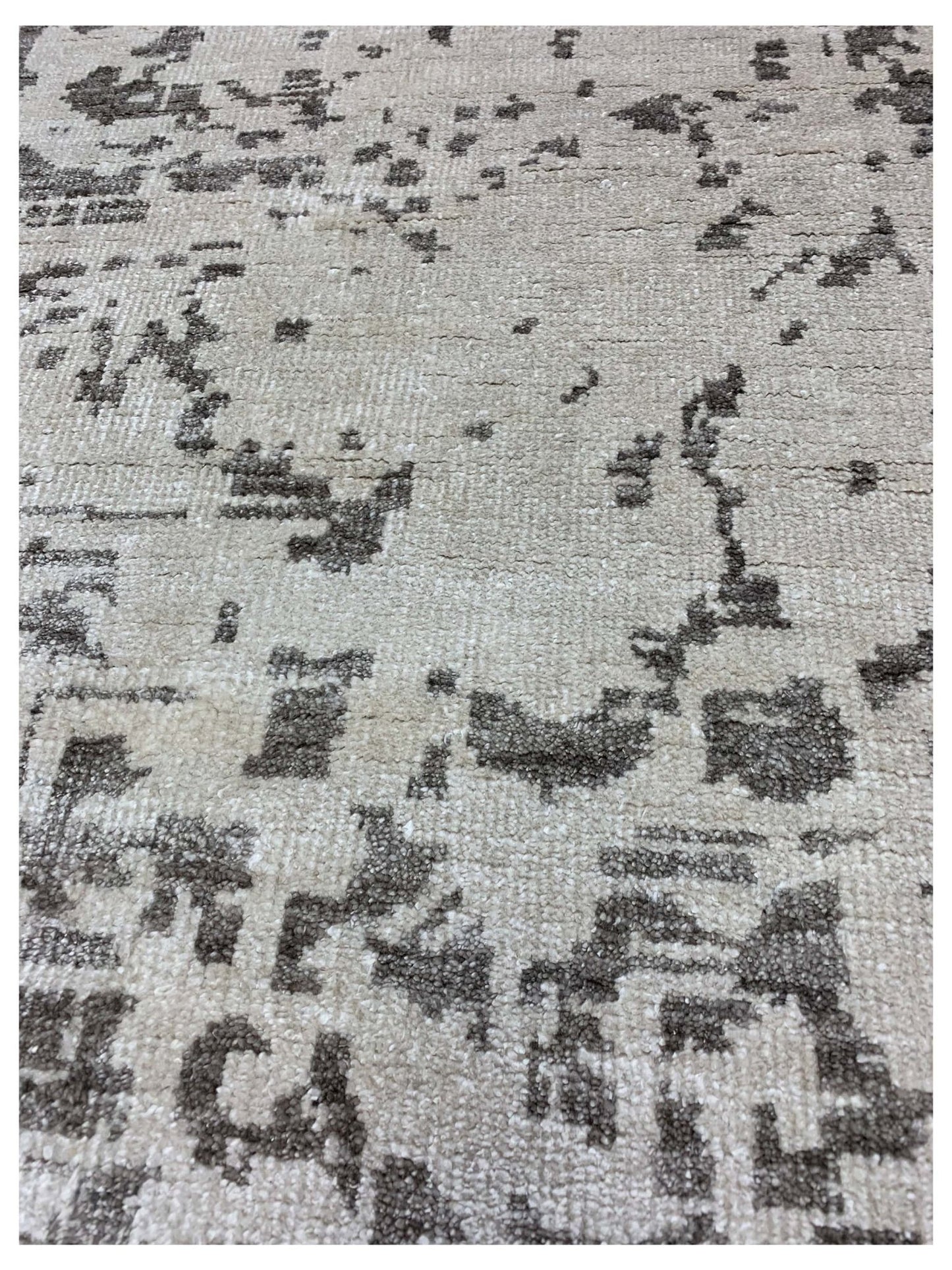 Artisan Emma Beige Transitional Knotted Rug - Rugs - Artisan - Atlanta Designer Rugs