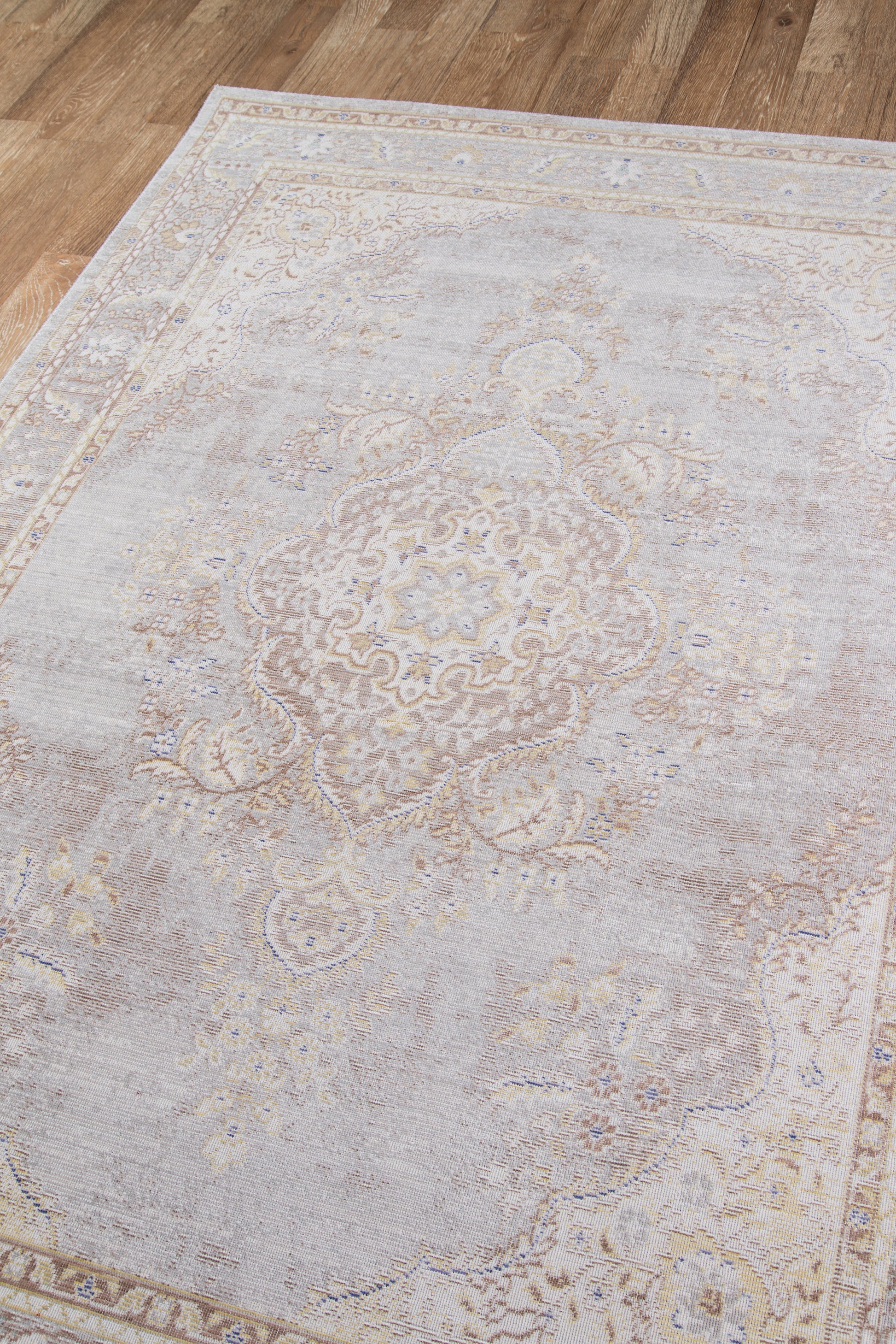 Momeni Isabella  Grey  Traditional