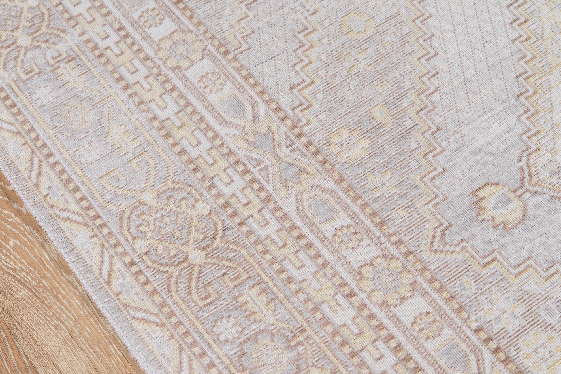 Momeni Isabella  Grey  Traditional