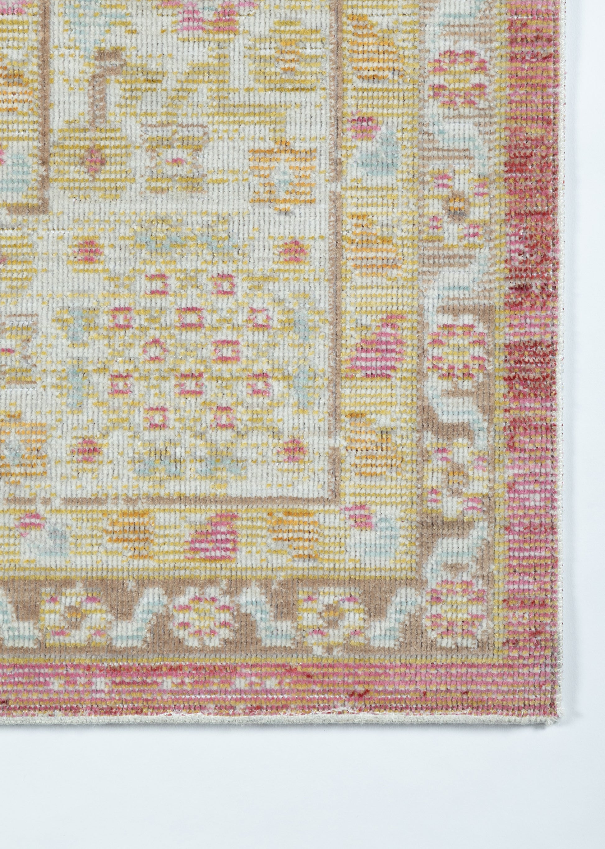 Momeni Isabella  Pink  Traditional