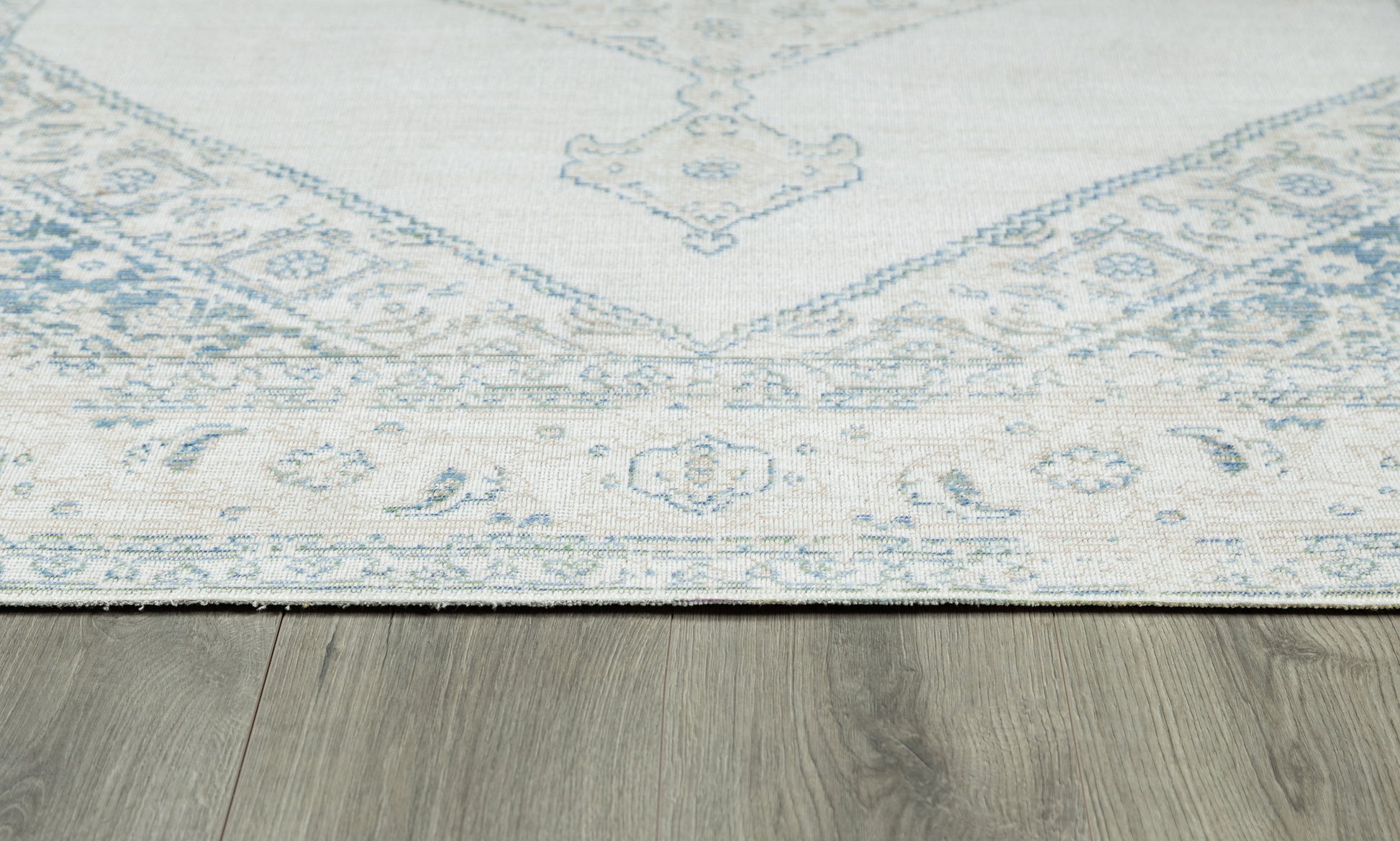 Momeni Isabella  Blue  Traditional