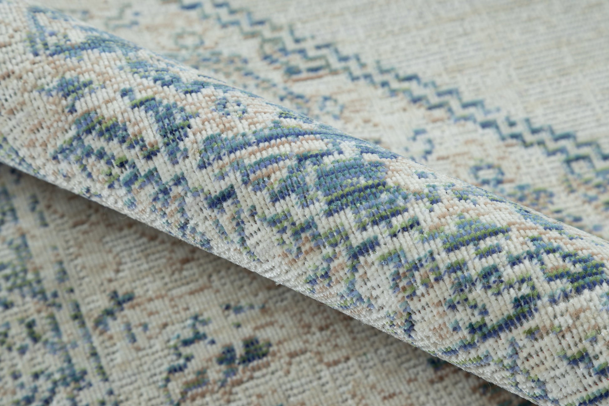 Momeni Isabella  Blue  Traditional