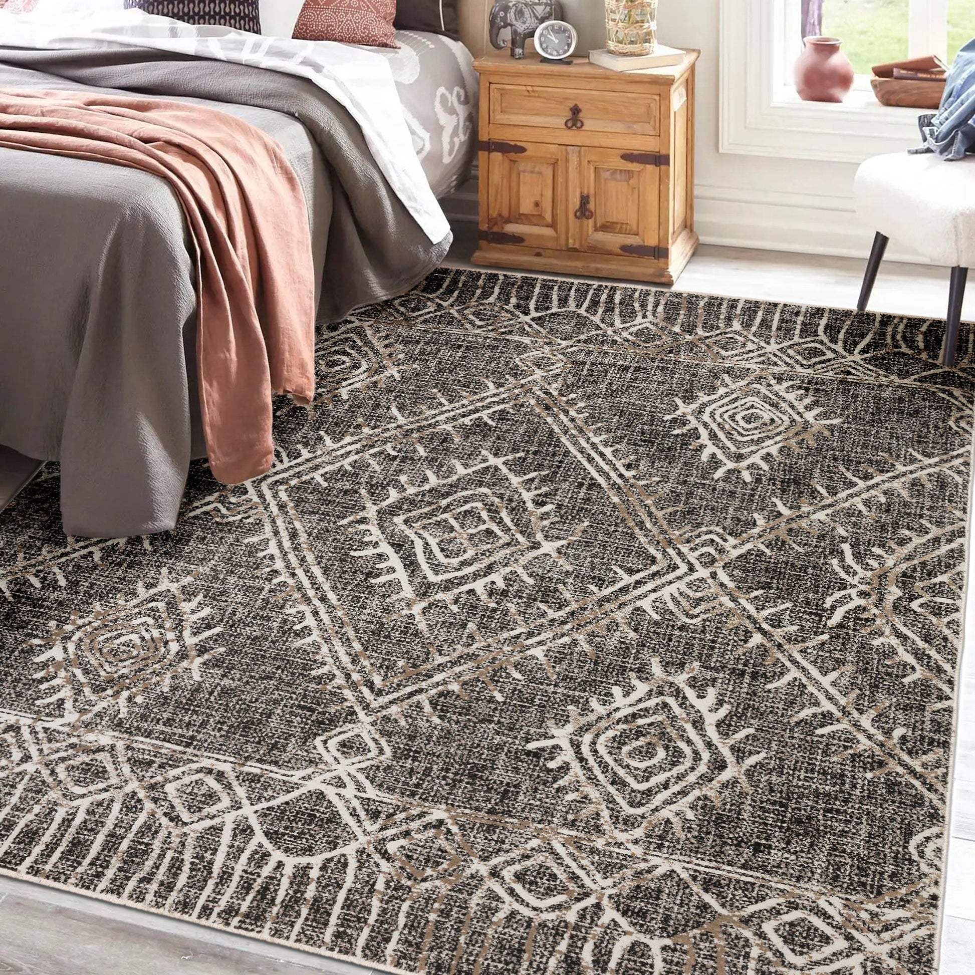 Dalyn Rugs Izmir  Midnight  Transitional