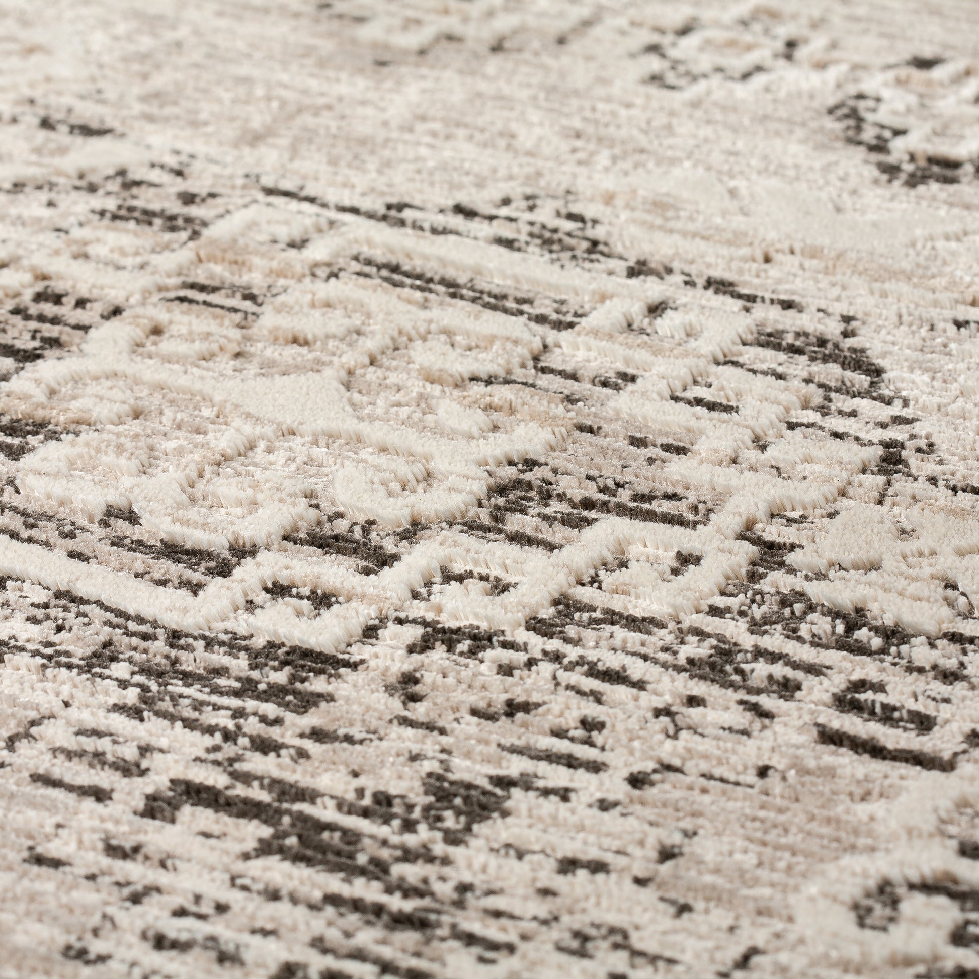 Dalyn Rugs Izmir  Midnight  Transitional