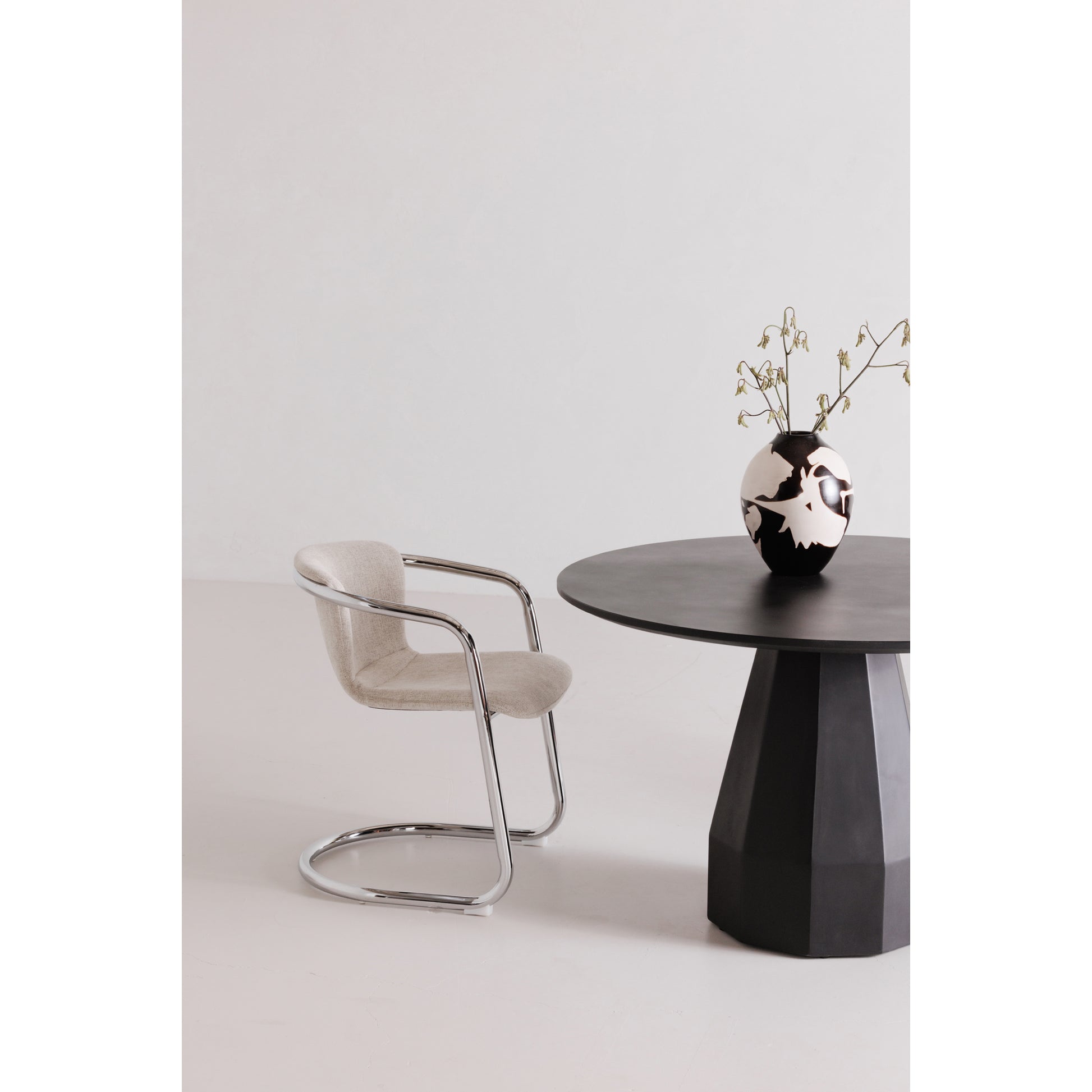 Moes Home Dining Tables Templo Black Contemporary Furniture