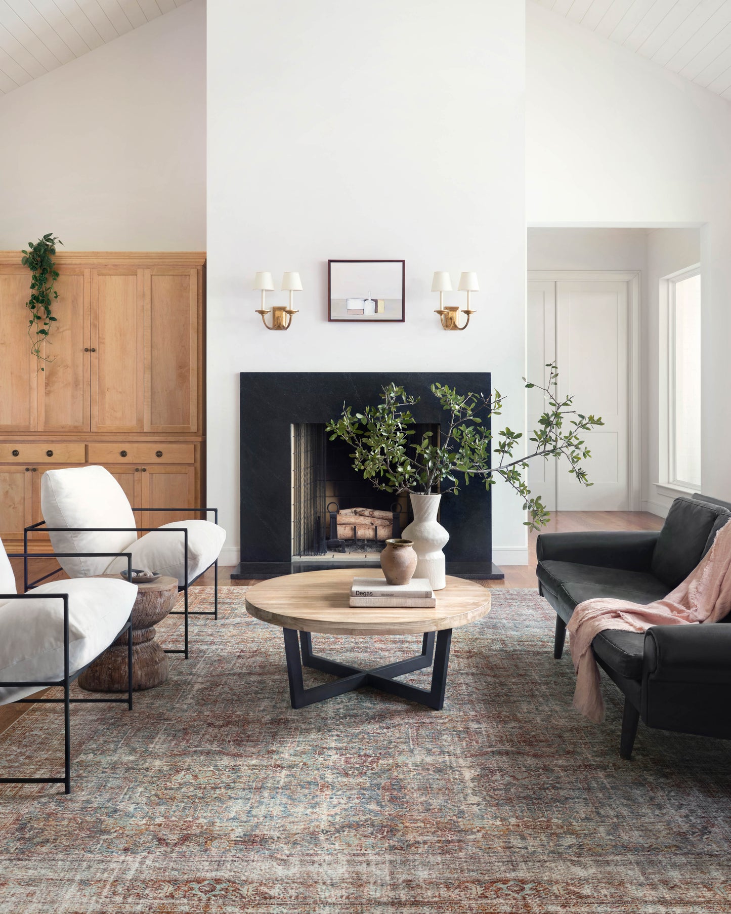 Chris Loves Julia x Loloi Jules  Lagoon Brick Traditional