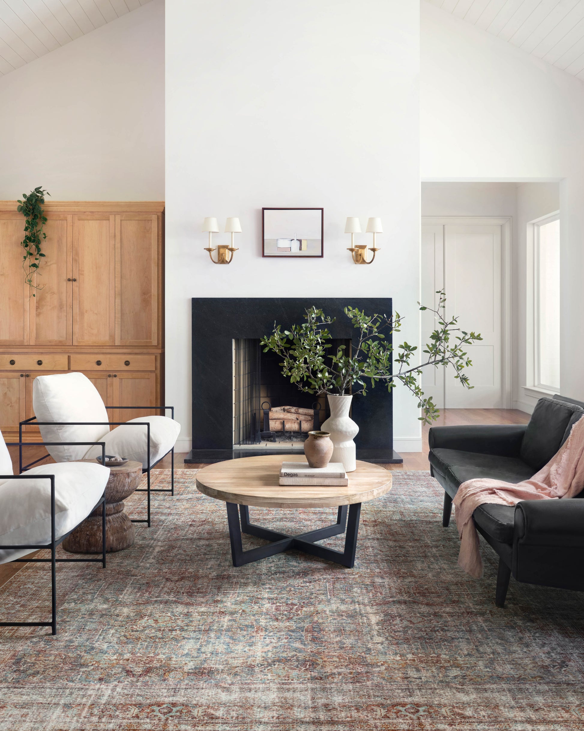 Chris Loves Julia x Loloi Jules  Lagoon Brick Traditional