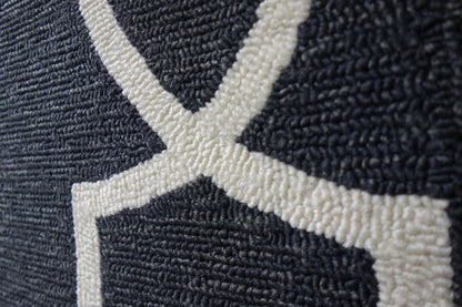 Kas Libby Langdon Hamptons 5226 Onyx Indoor/Outdoor Hand-Hooked Rug