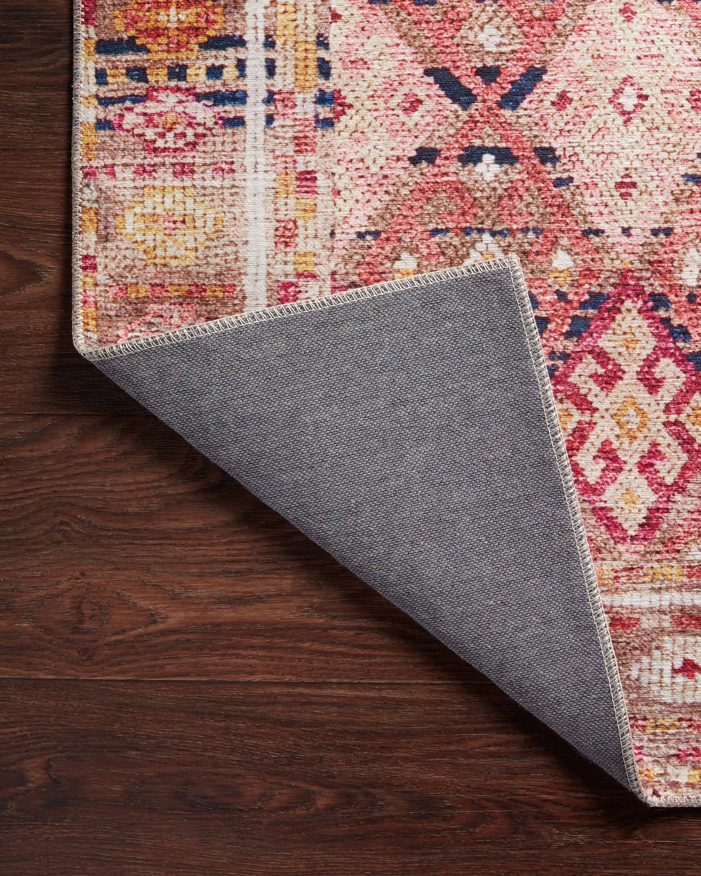 Loloi Layla  Magenta Multi Traditional