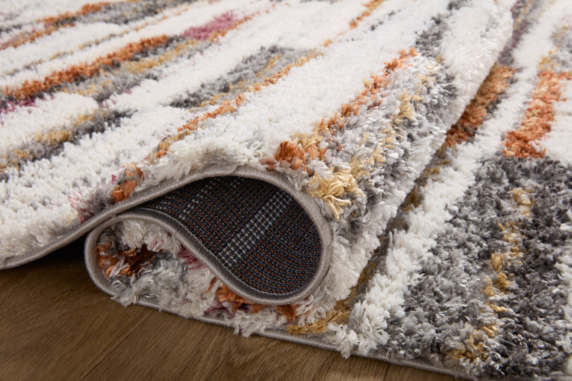 Loloi Levitt Shag  Ivory Sunset Shag