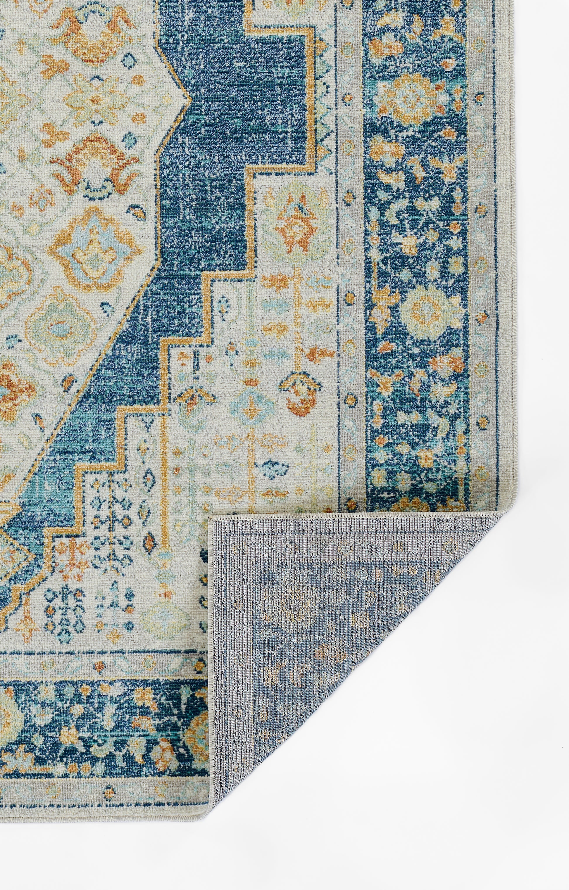 Momeni Lillihan  Navy  Traditional