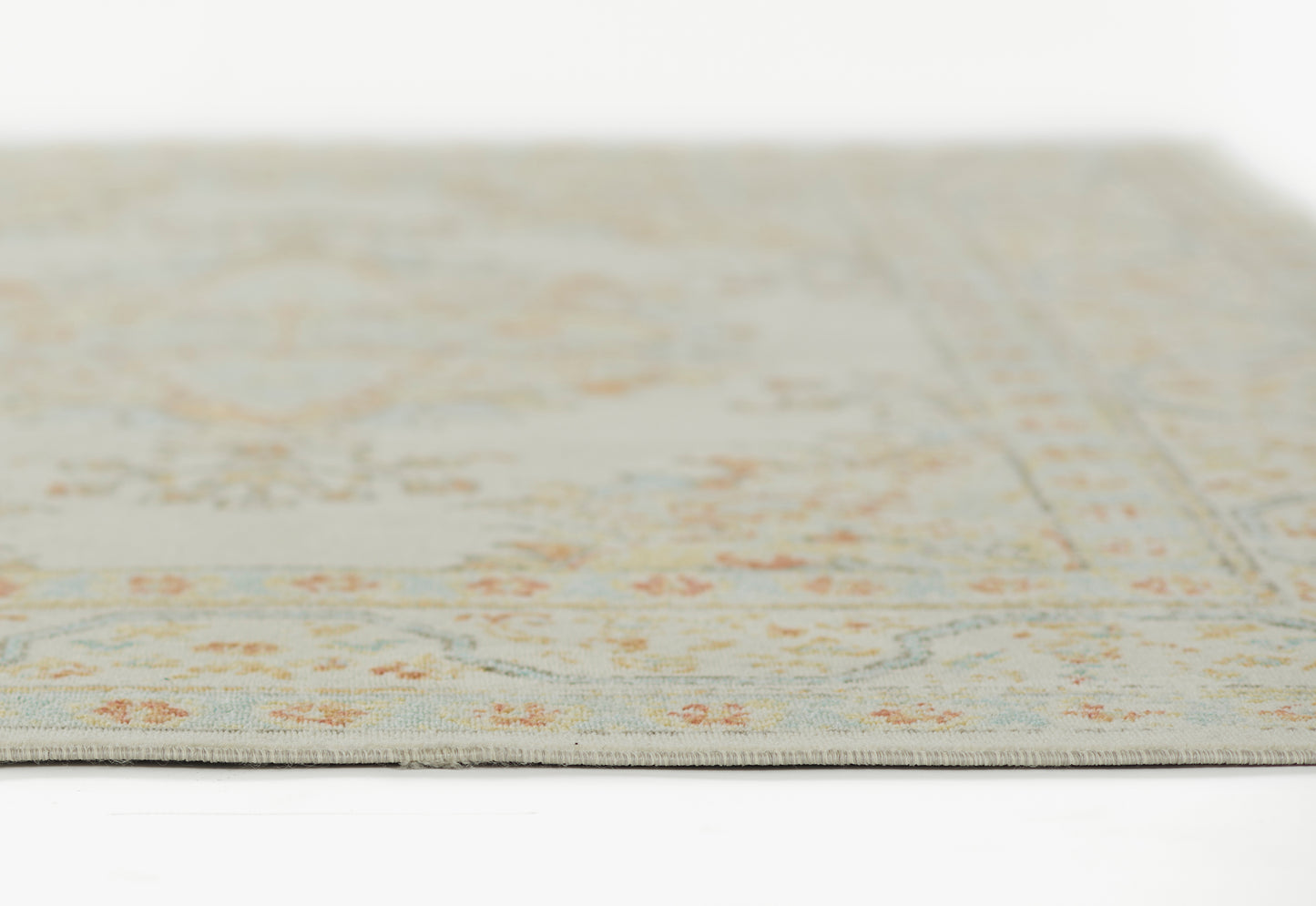Momeni Lillihan  Ivory  Traditional