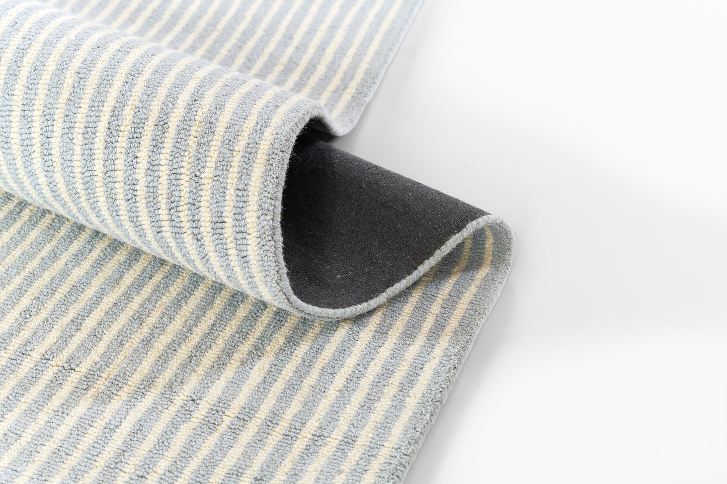 Momeni Lily  Blue  Contemporary