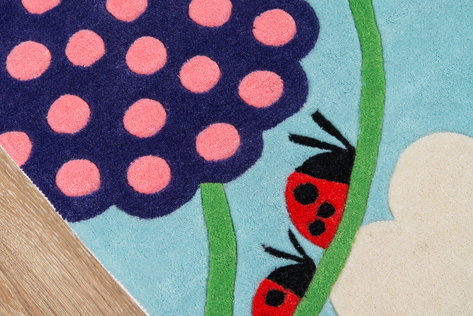 Momeni Lil Mo Whimsy  Multi  Contemporary