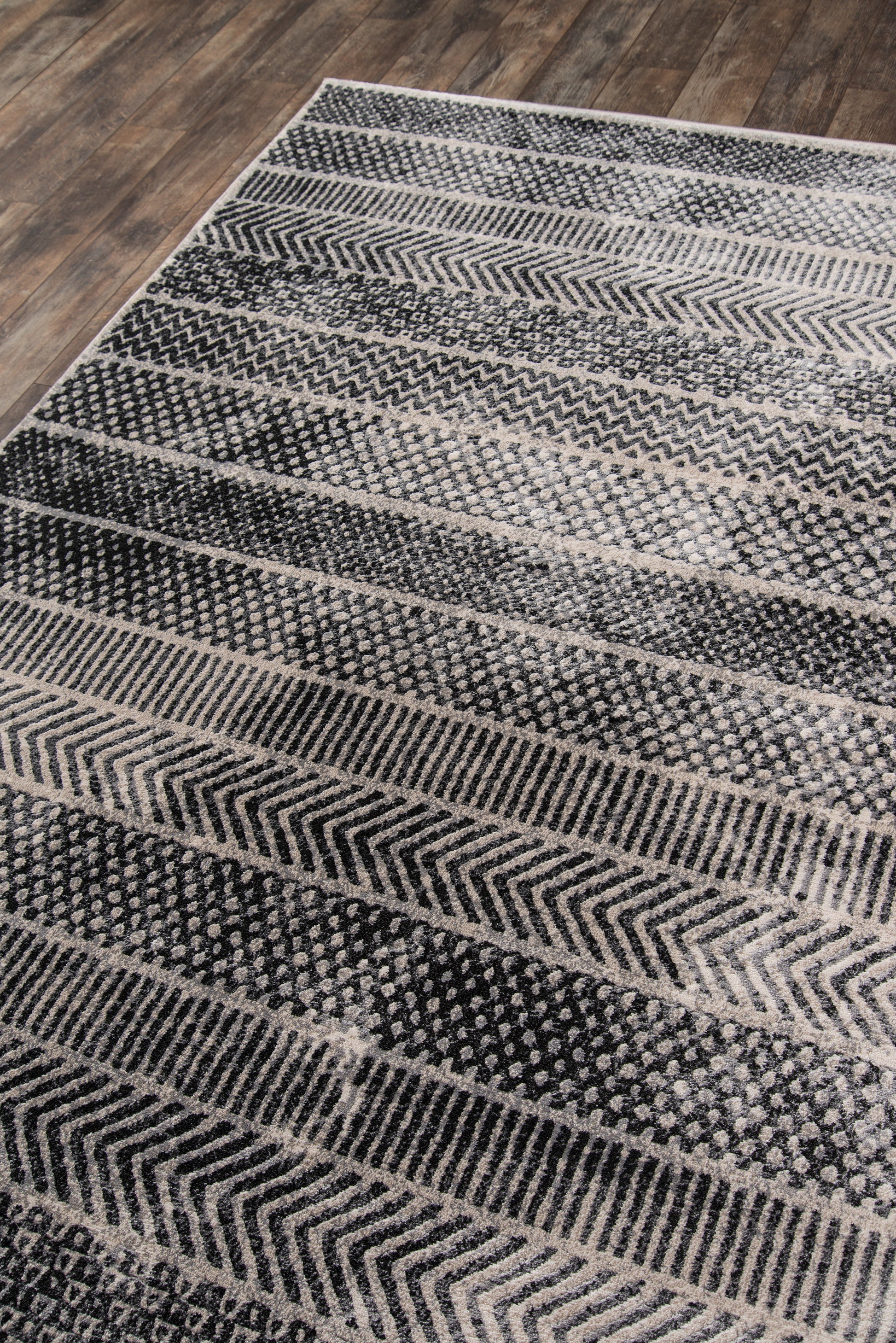 Momeni Logan  Grey  Contemporary