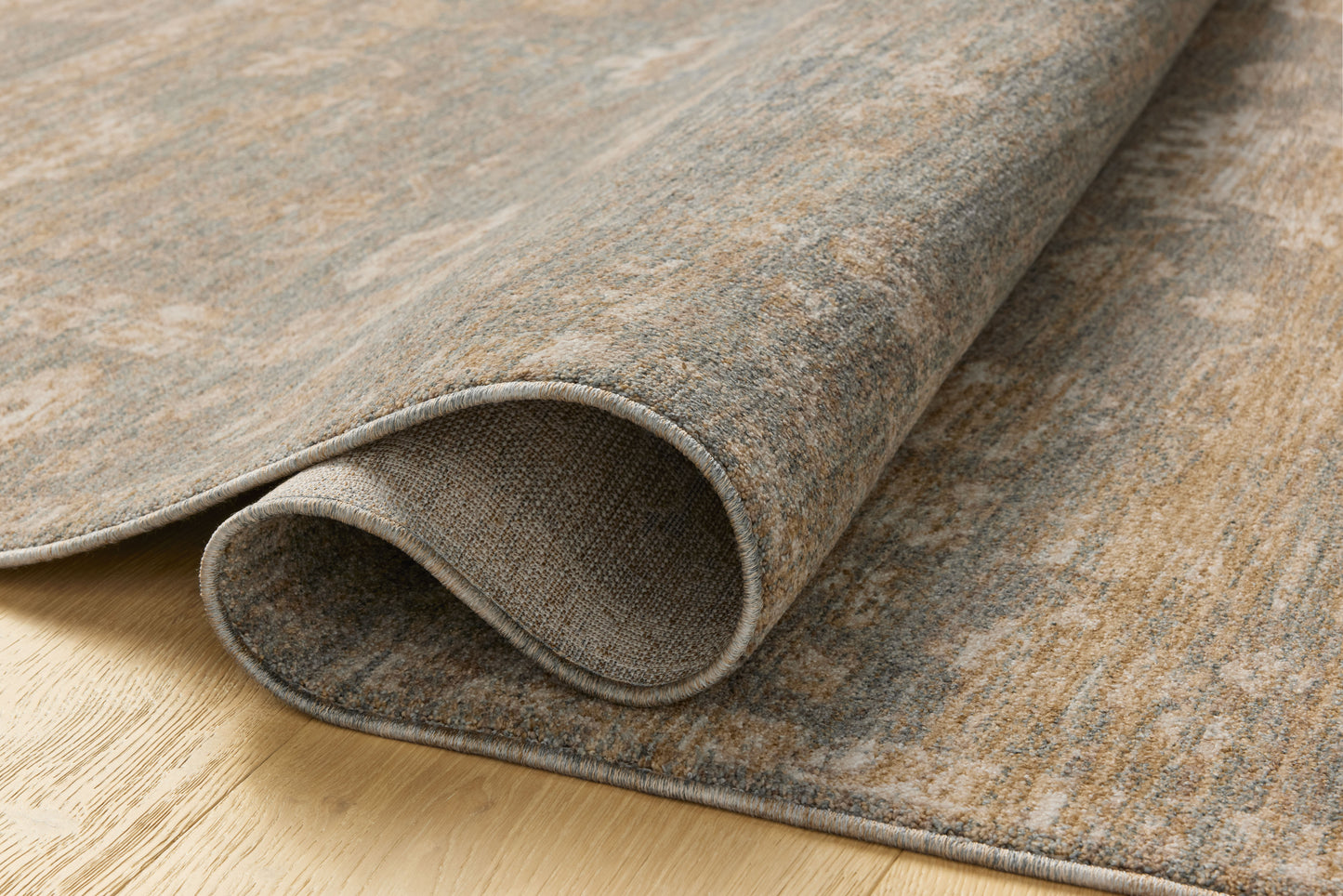 Chris Loves Julia x Loloi Louisa  Lagoon Ivory Traditional