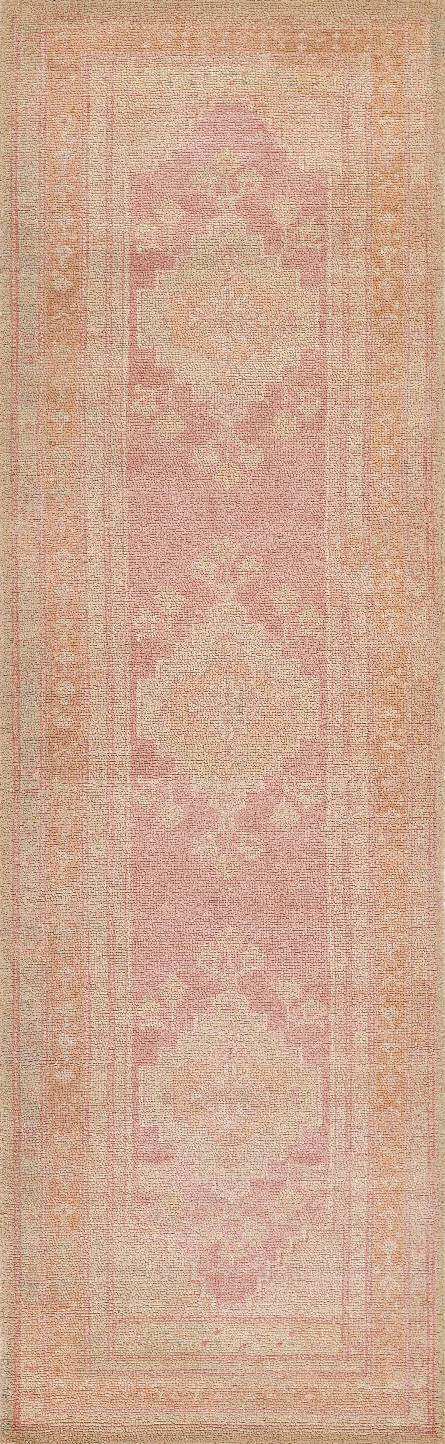 Momeni Luna  Pink  Traditional