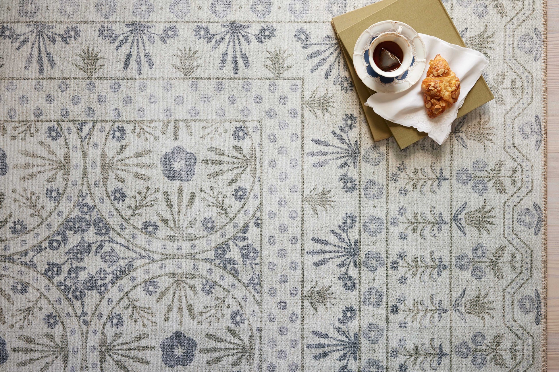 Rifle Paper Co. x Loloi Maison  Rosette Ivory  Traditional