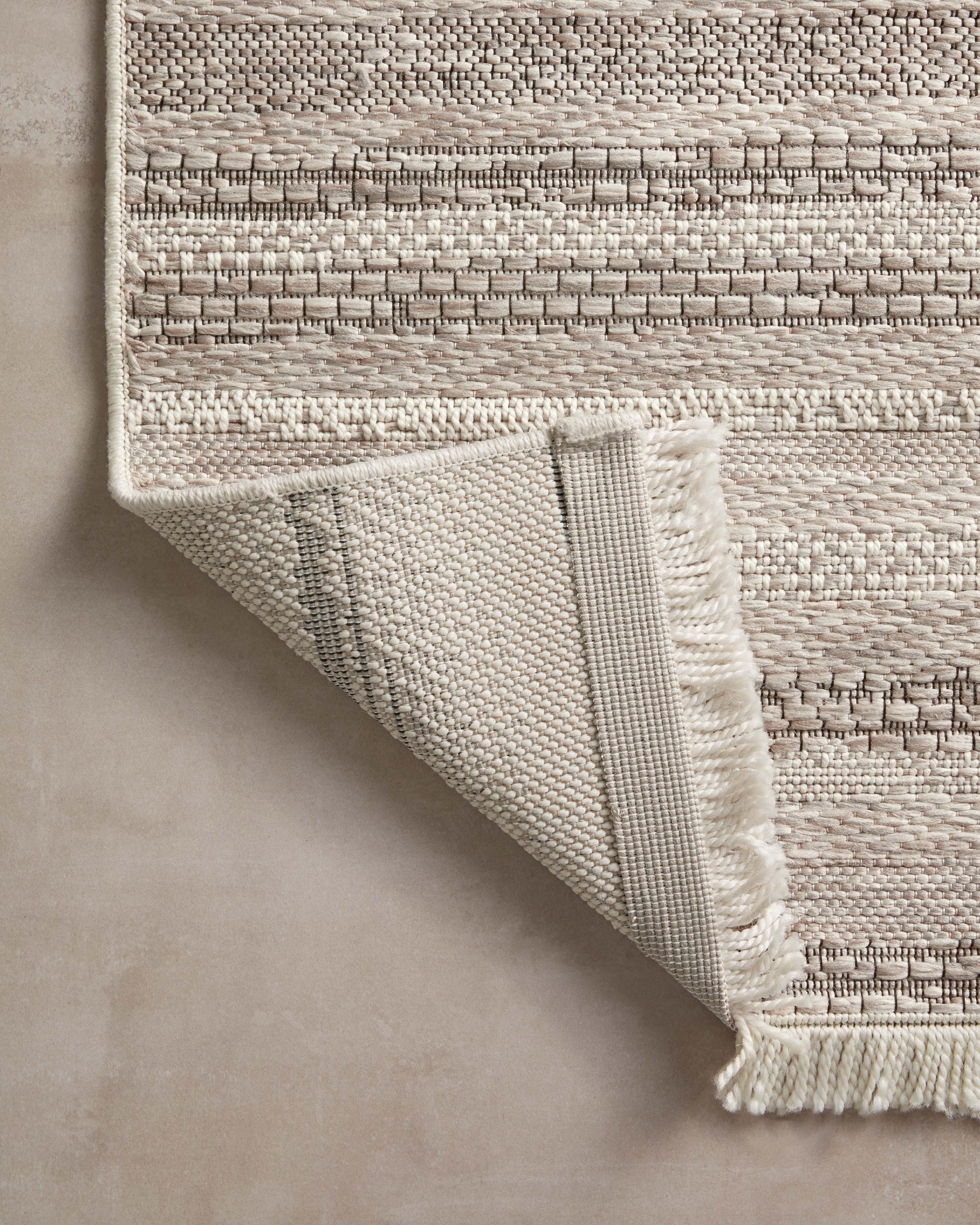 Amber Lewis x Loloi Malibu  Ivory Dove Indoor/Outdoor