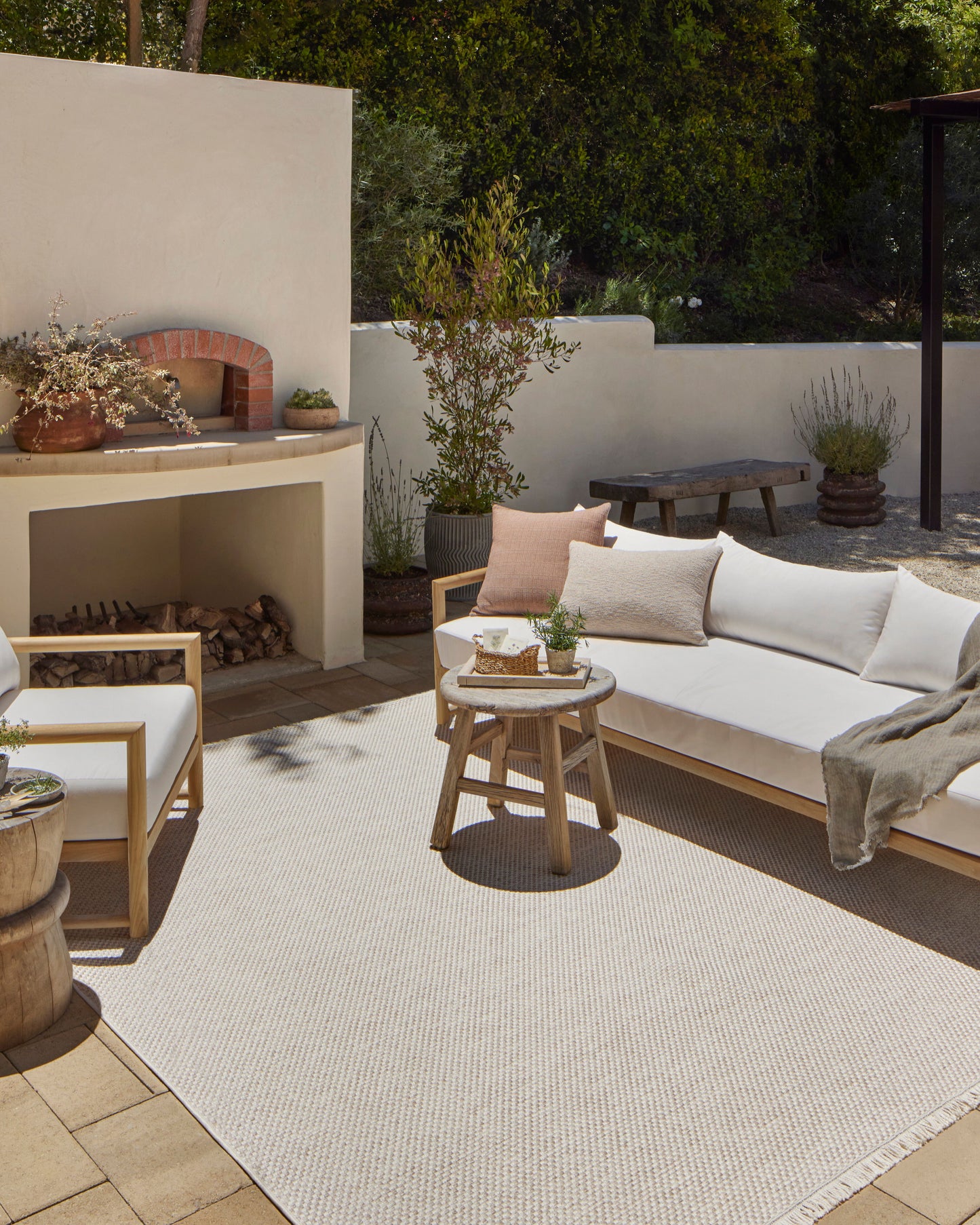 Amber Lewis x Loloi Malibu  Ivory Dove Indoor/Outdoor