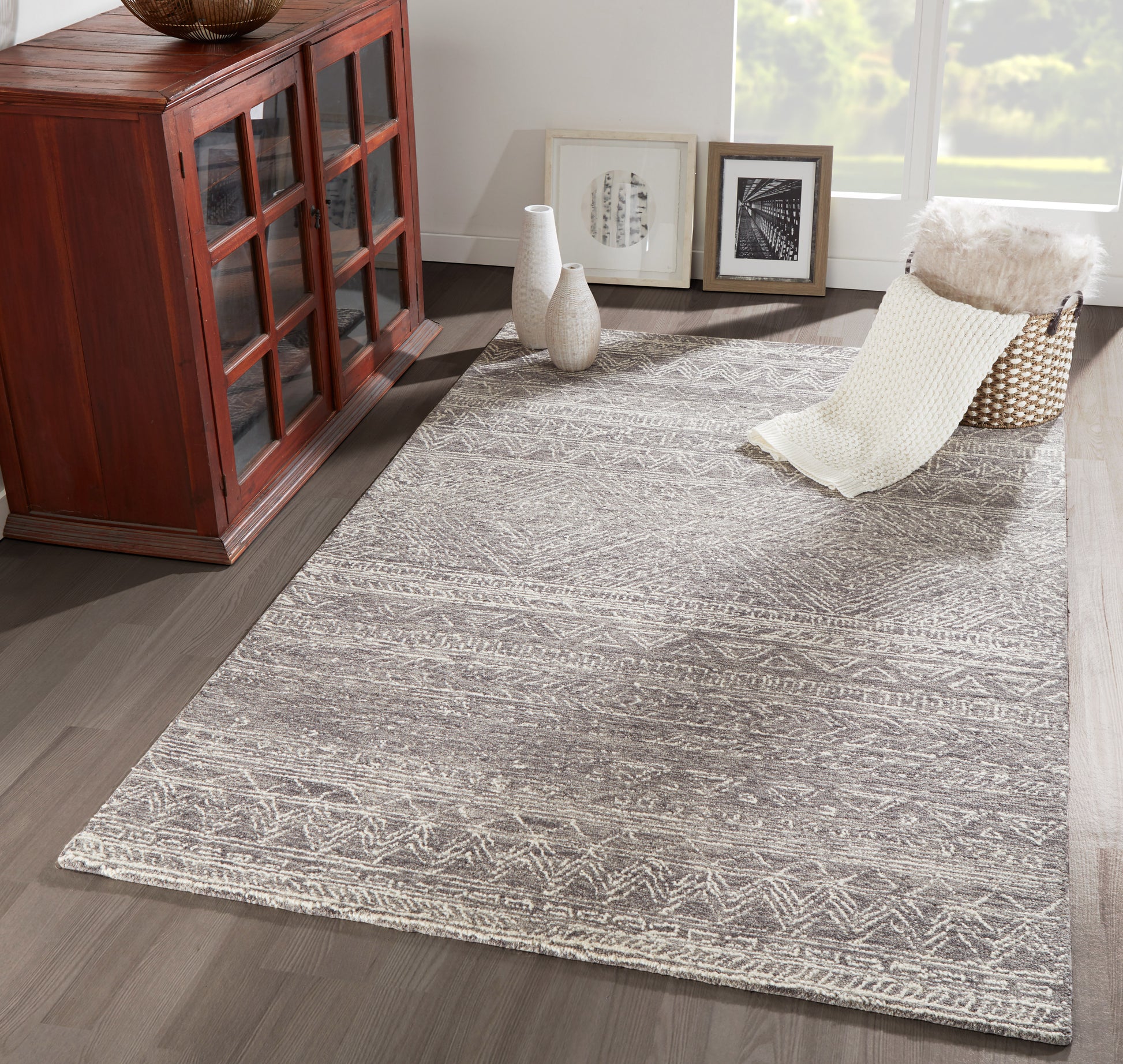Momeni Mallorca  Grey  Contemporary