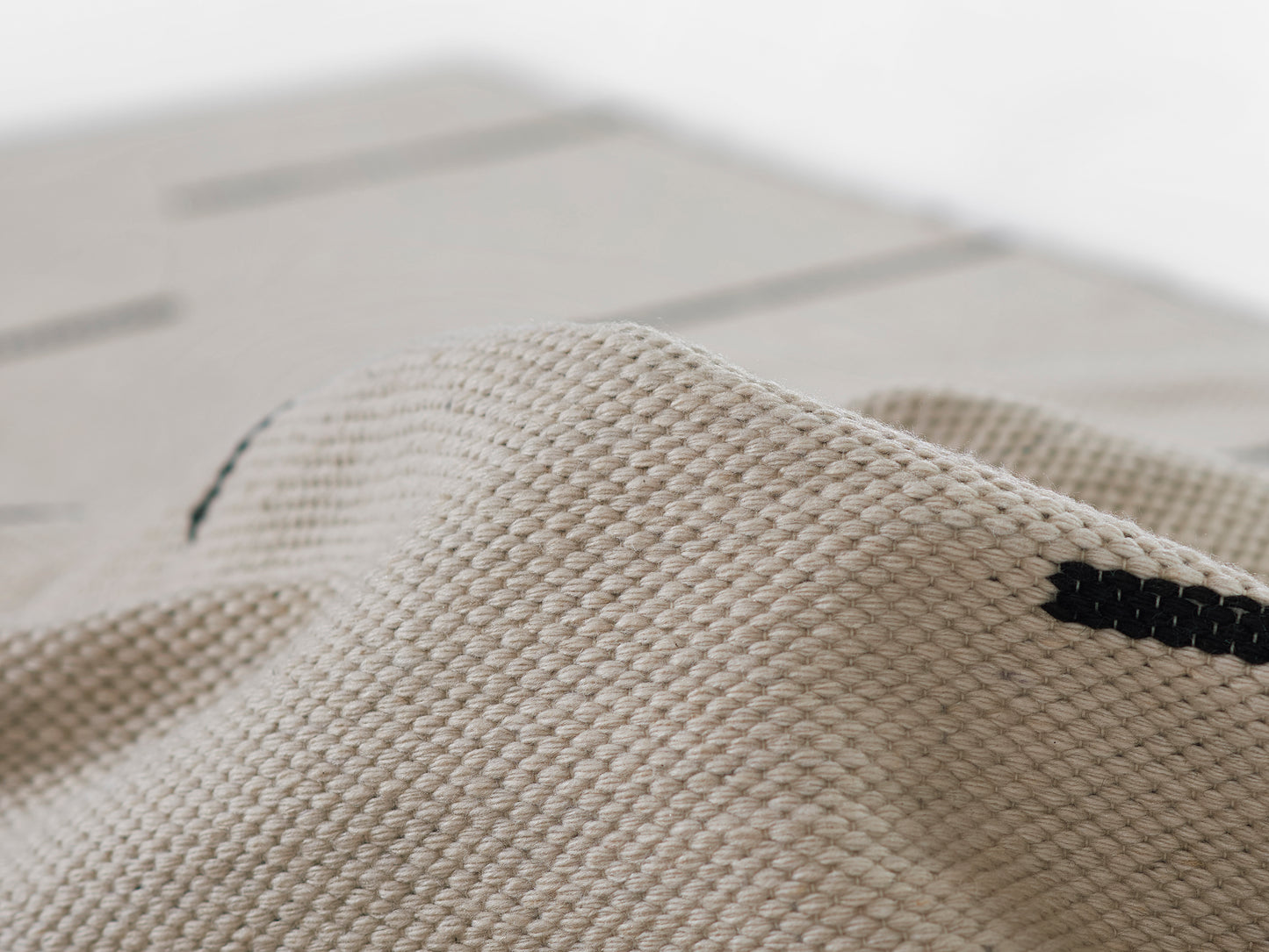 Novogratz Malmo  Ivory  Contemporary