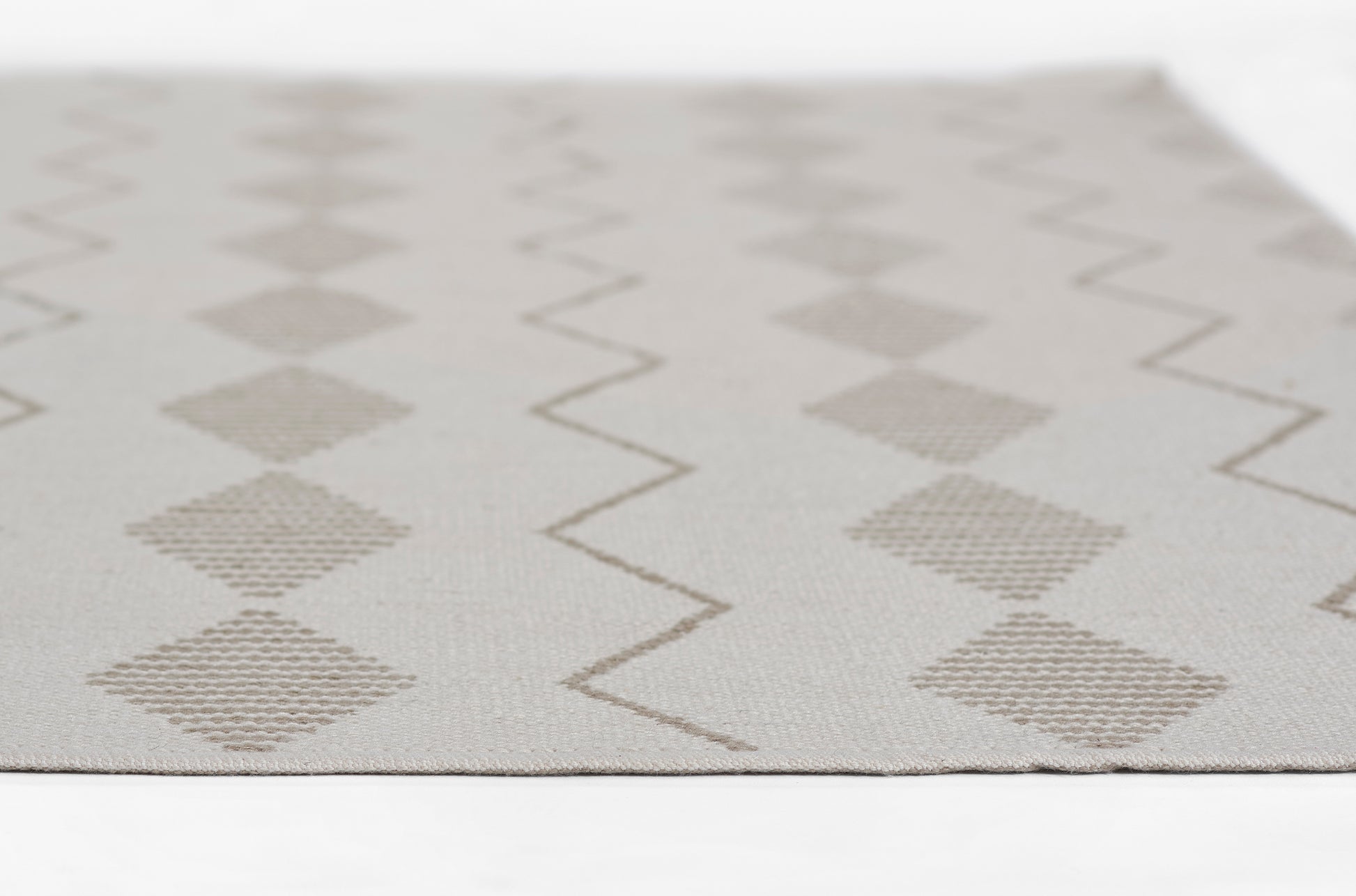 Novogratz Malmo  Ivory  Contemporary