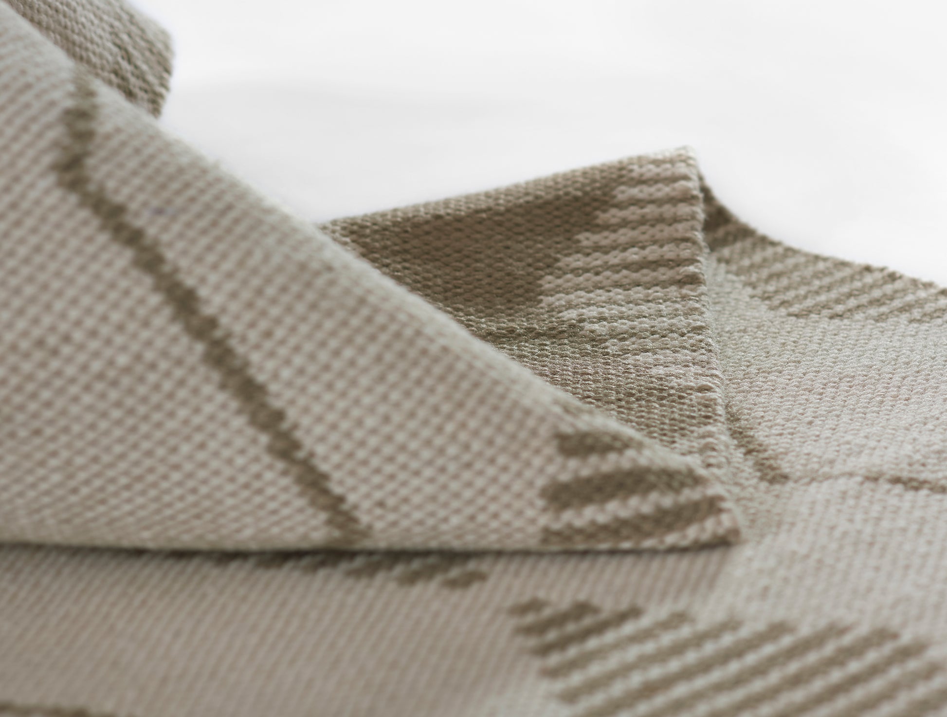 Novogratz Malmo  Ivory  Contemporary