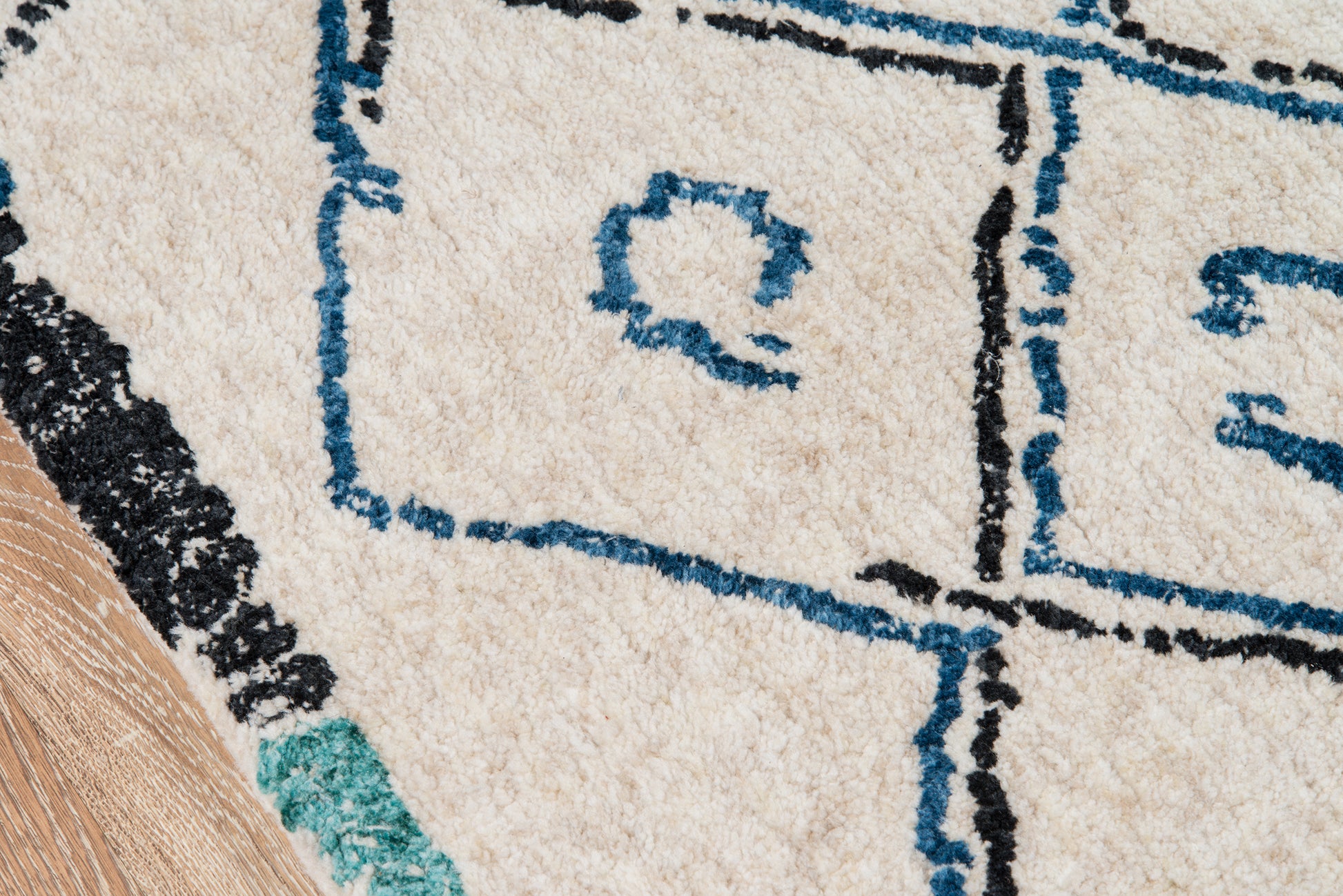 Momeni Margaux  Ivory  Contemporary