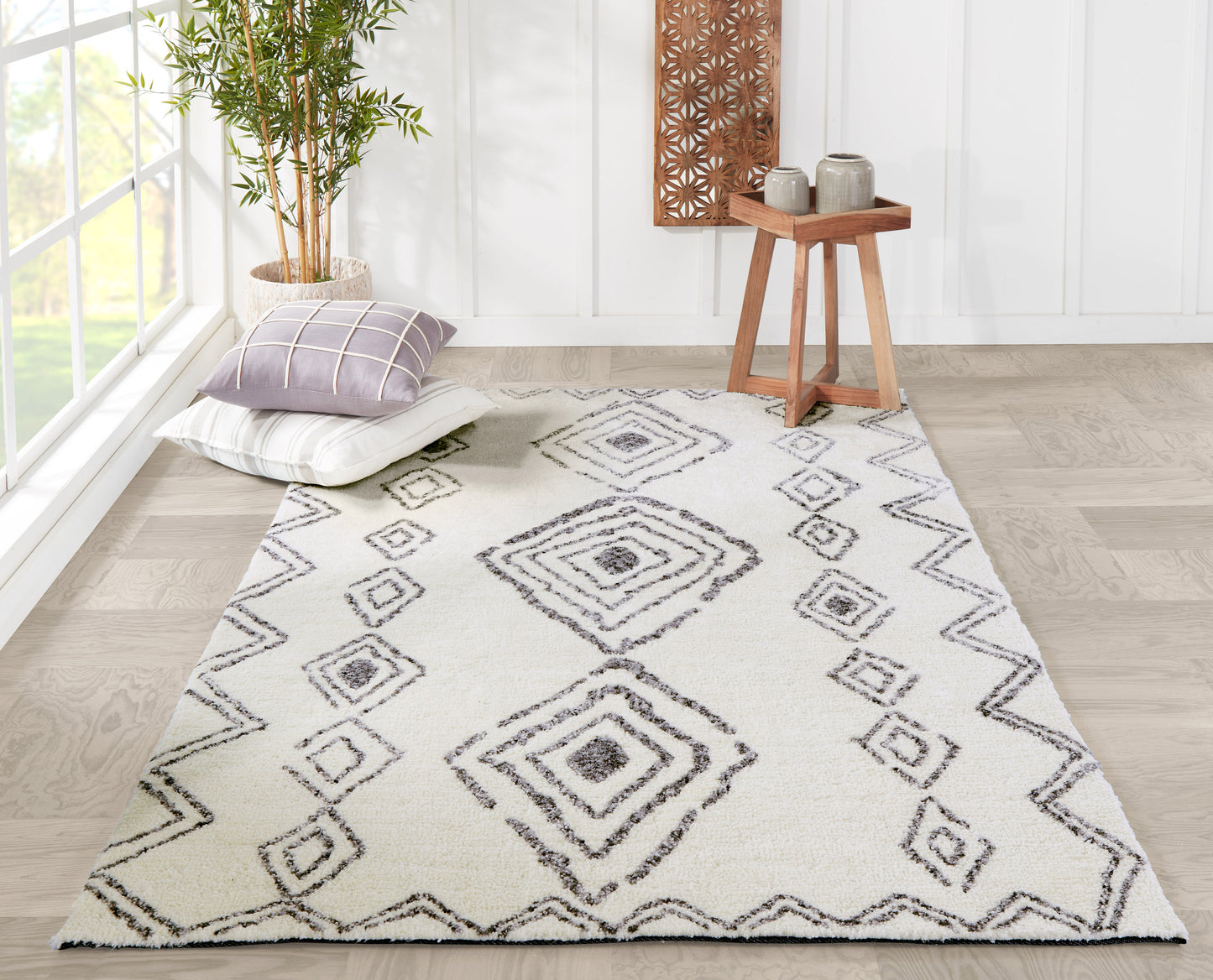 Momeni Margaux  Ivory  Contemporary