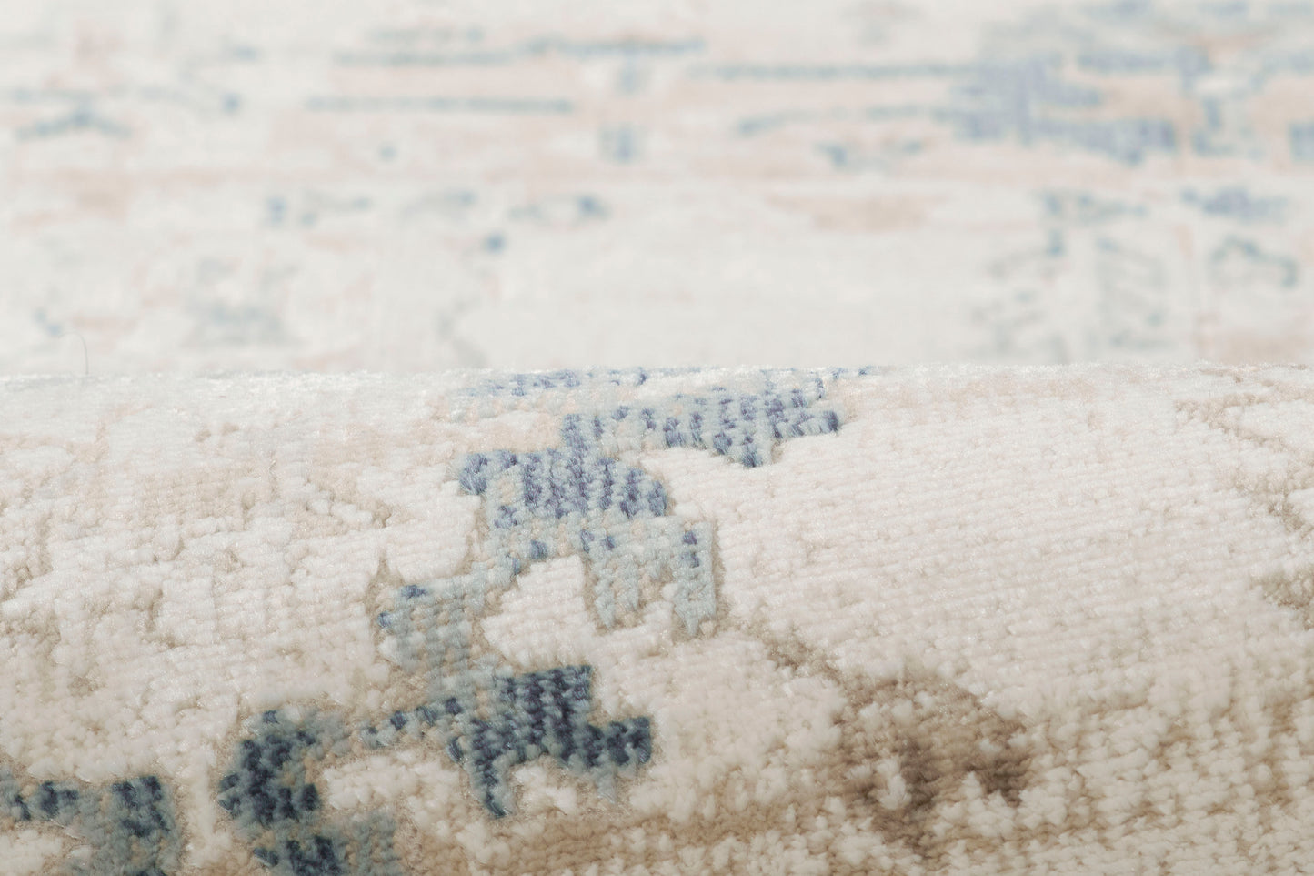 Momeni Menlo  Blue  Traditional