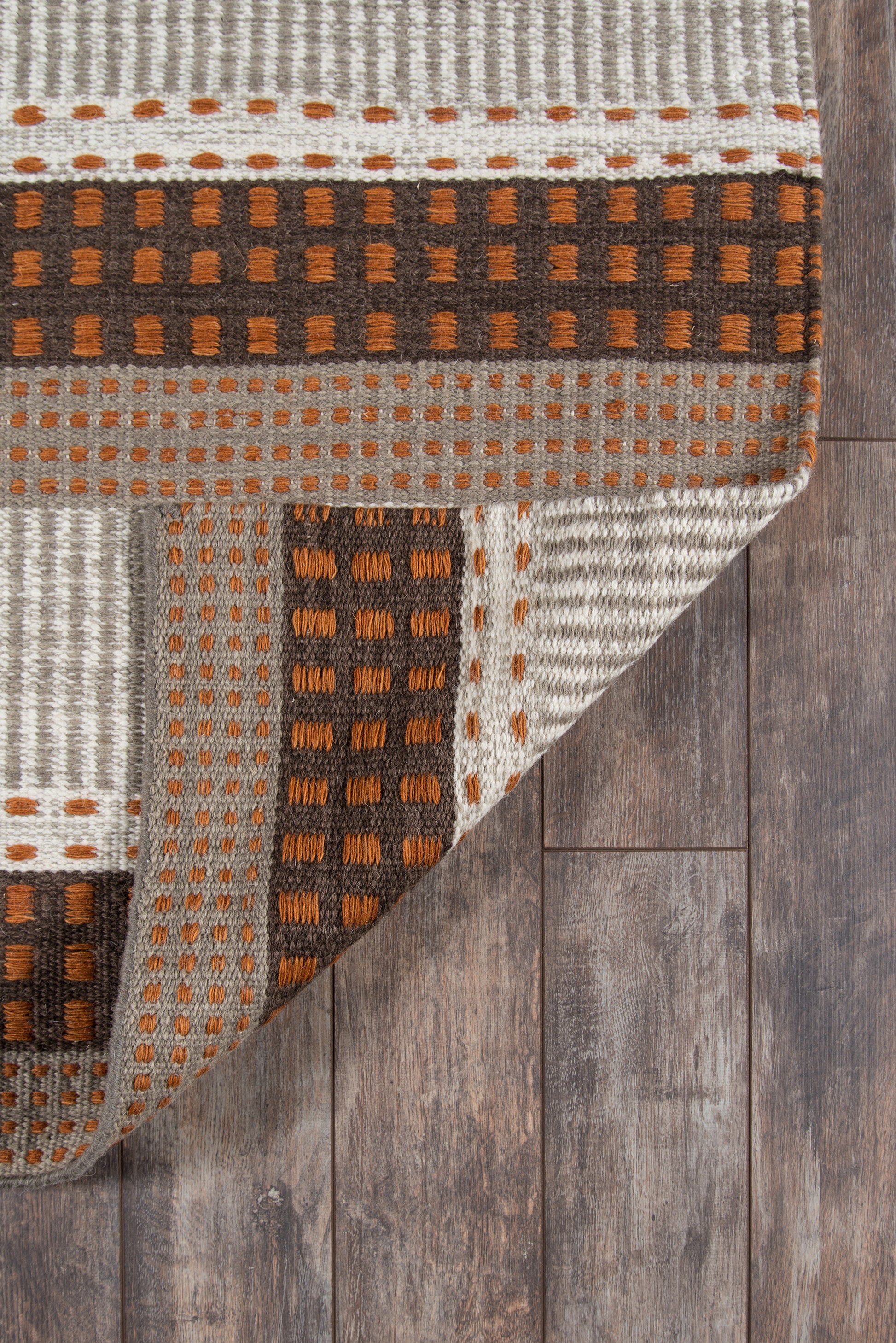 Momeni Mesa  Rust  Contemporary