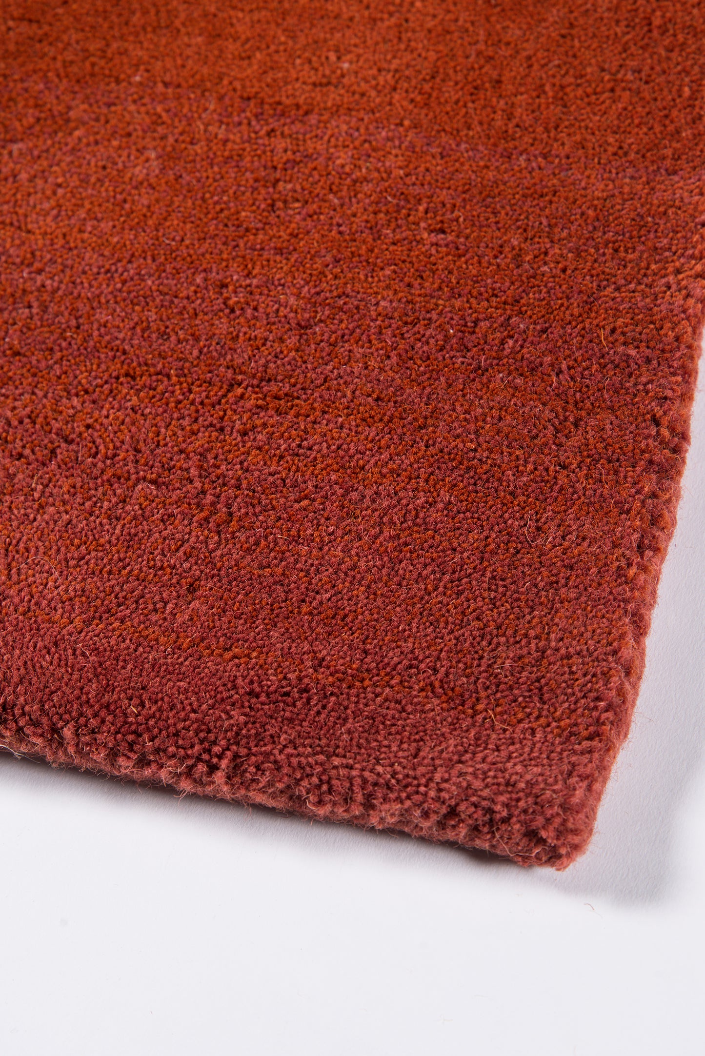 Momeni Metro  Paprika  Contemporary