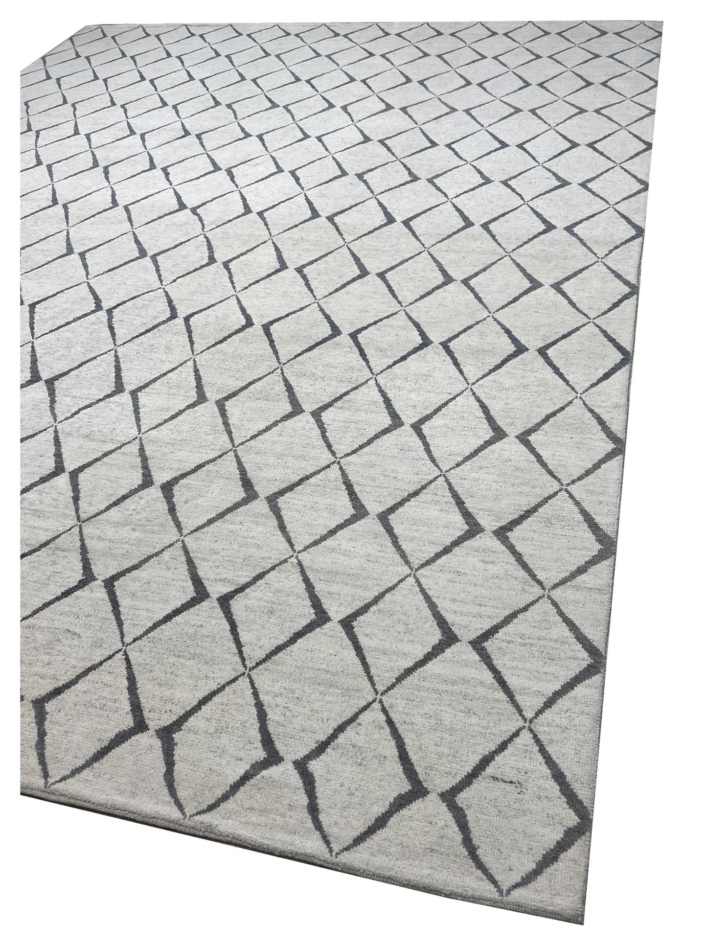 Artisan Marion Ivory Nickle Contemporary Knotted Rug