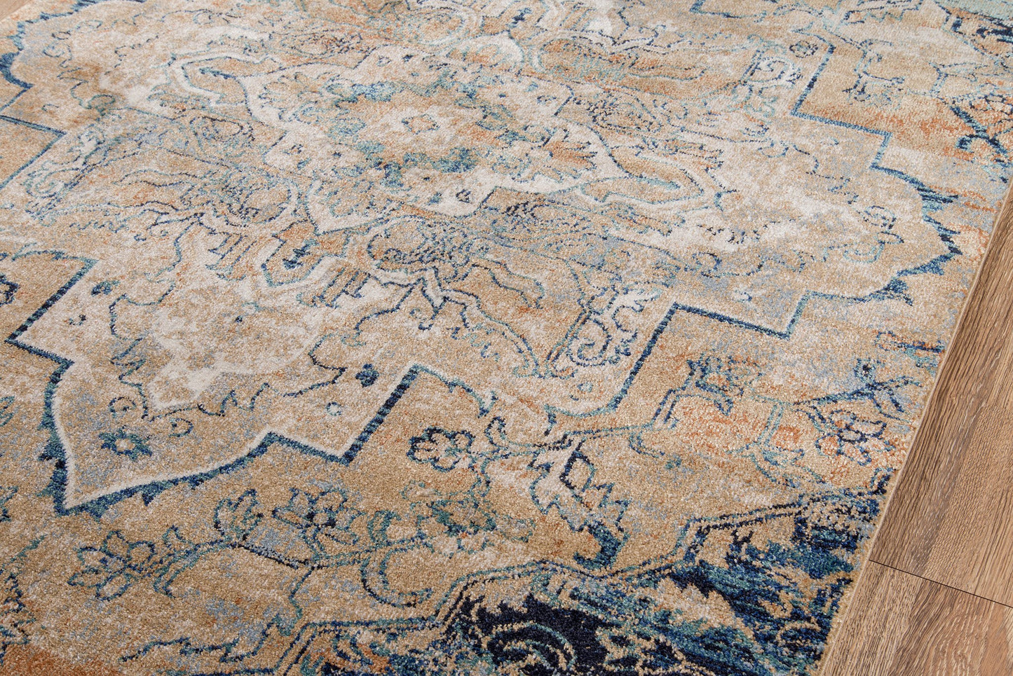 Momeni Amelia AM-03 Navy Traditional Machine Made Rug